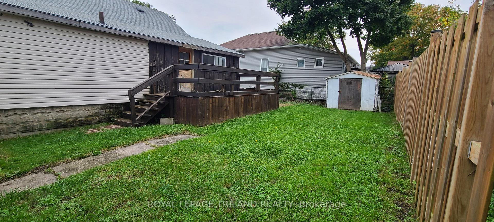 Photo 5 of 26 Eagle Street, St. Thomas — HOMEH