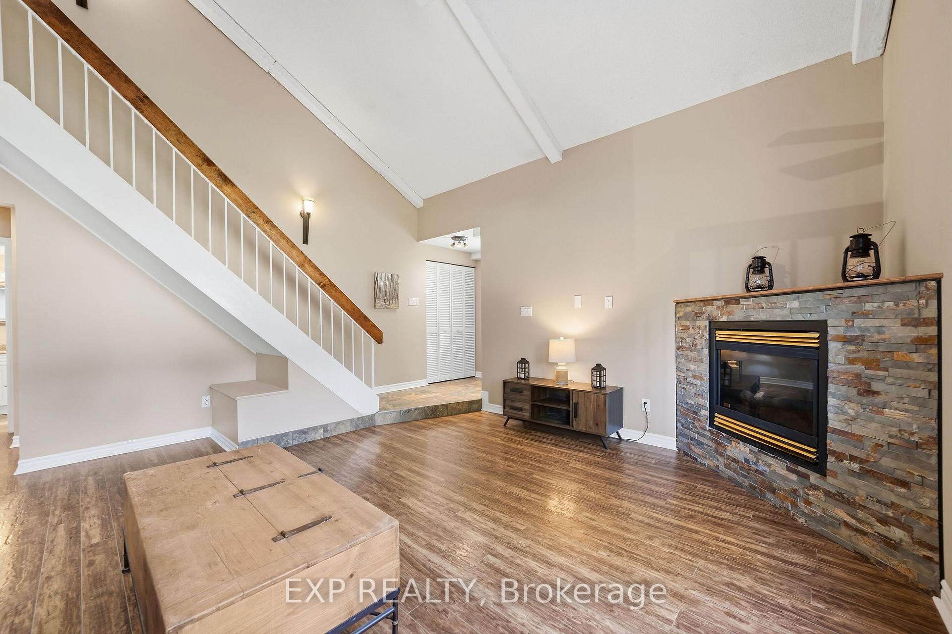 Photo 9 of 56 Yardley Place, London, North F — HOMEH