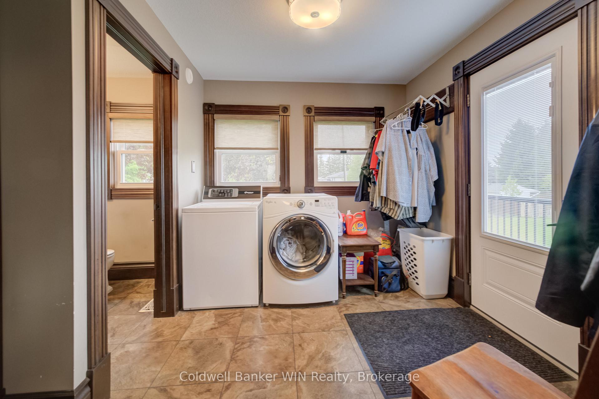 Photo 18 of 310 Main Street W, Minto — HOMEH
