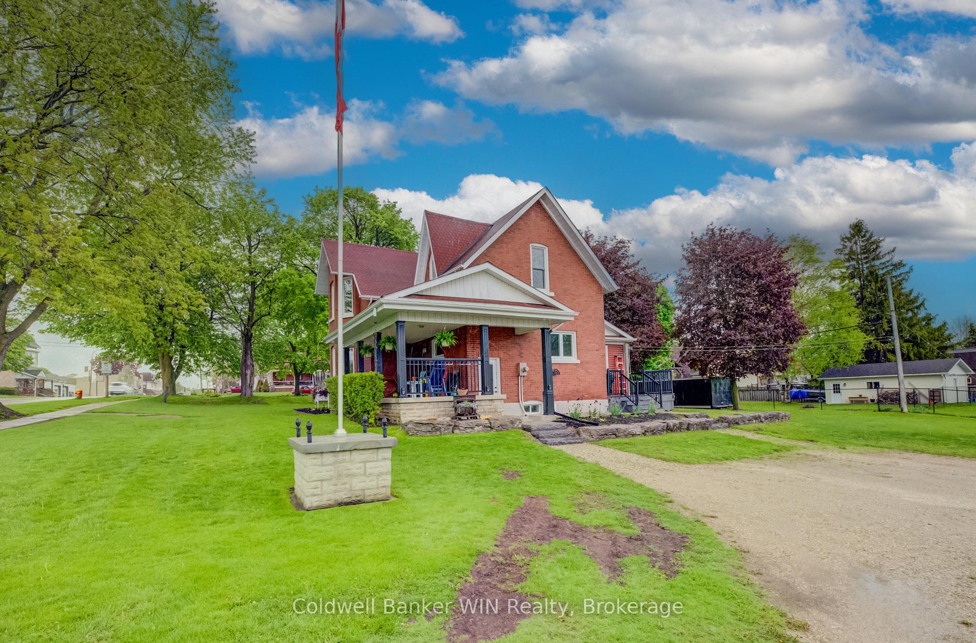 Photo 34 of 310 Main Street W, Minto — HOMEH