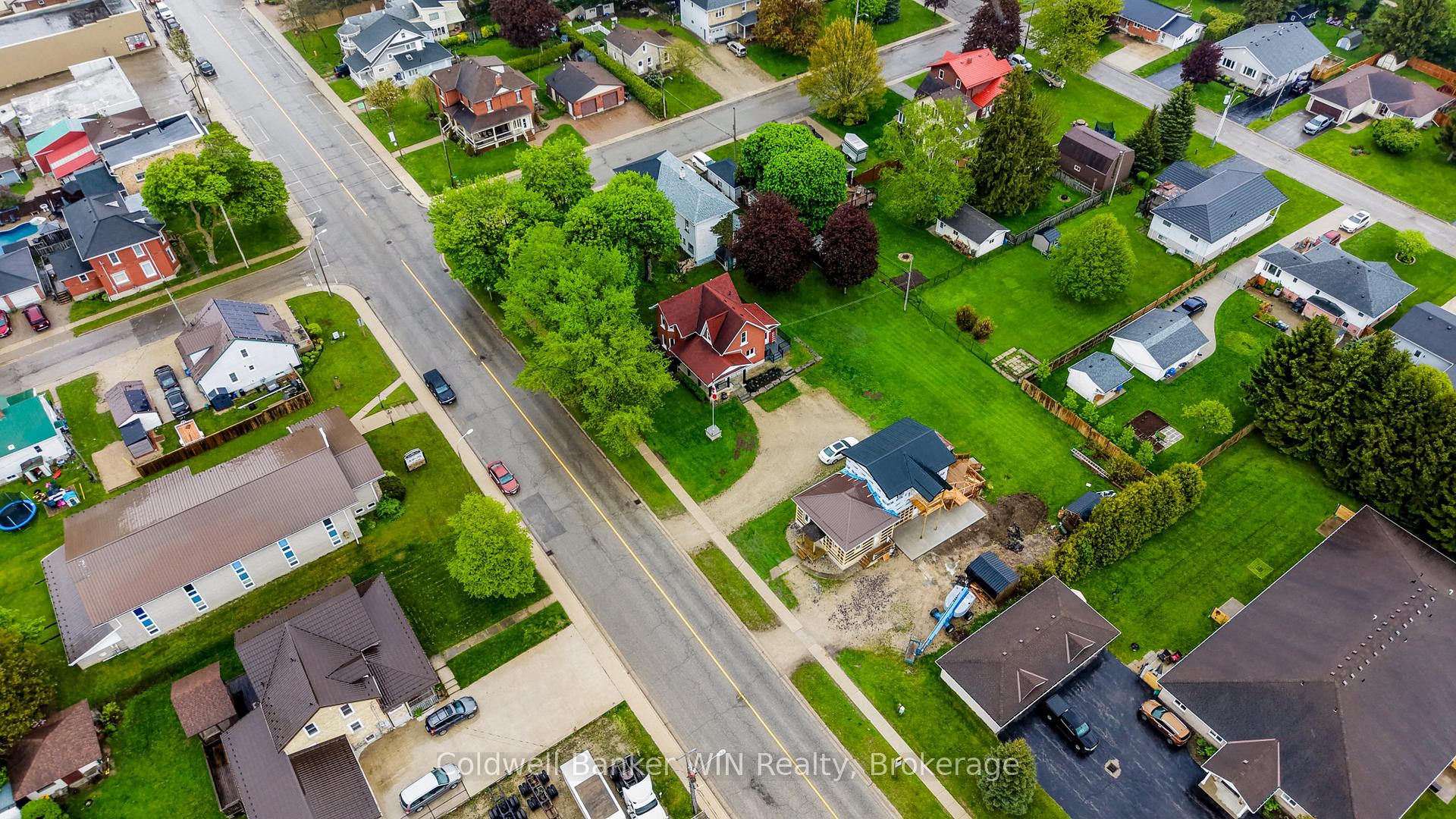 Photo 40 of 310 Main Street W, Minto — HOMEH