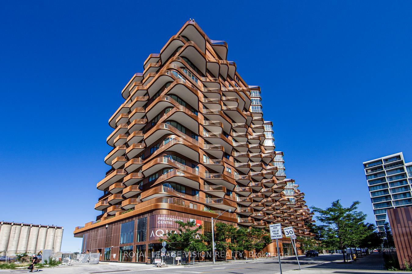 Photo 2 of Unit 512, 155 Merchants' Wharf, Toronto, Waterfront Communities — HOMEH