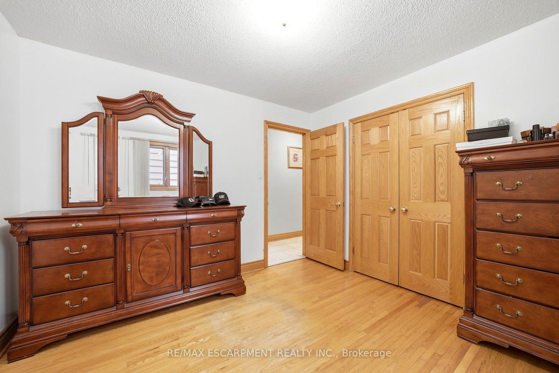 Photo 14 of 277 Harvie Avenue, Toronto, Caledonia-Fairbank — HOMEH