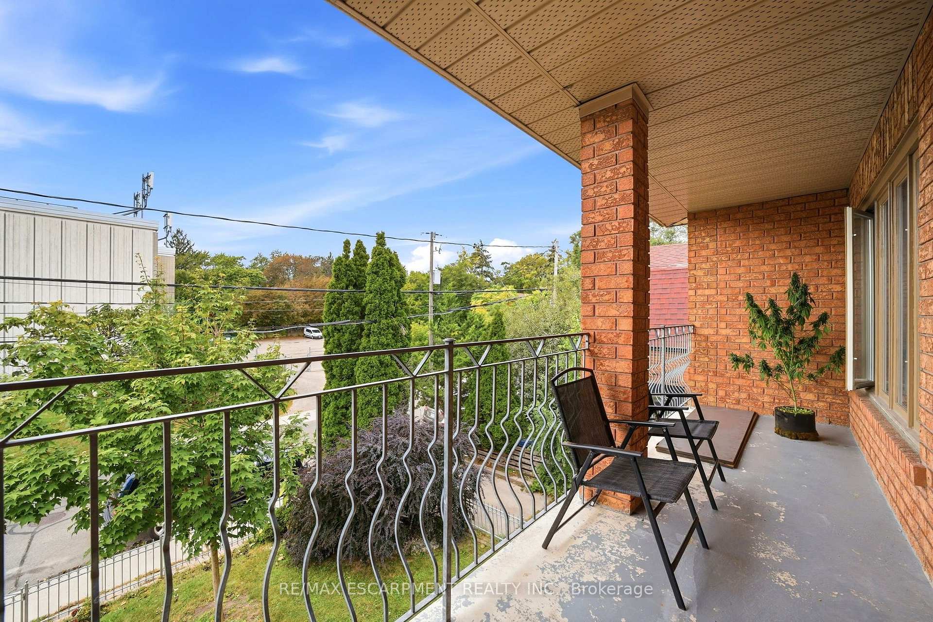 Photo 16 of 277 Harvie Avenue, Toronto, Caledonia-Fairbank — HOMEH