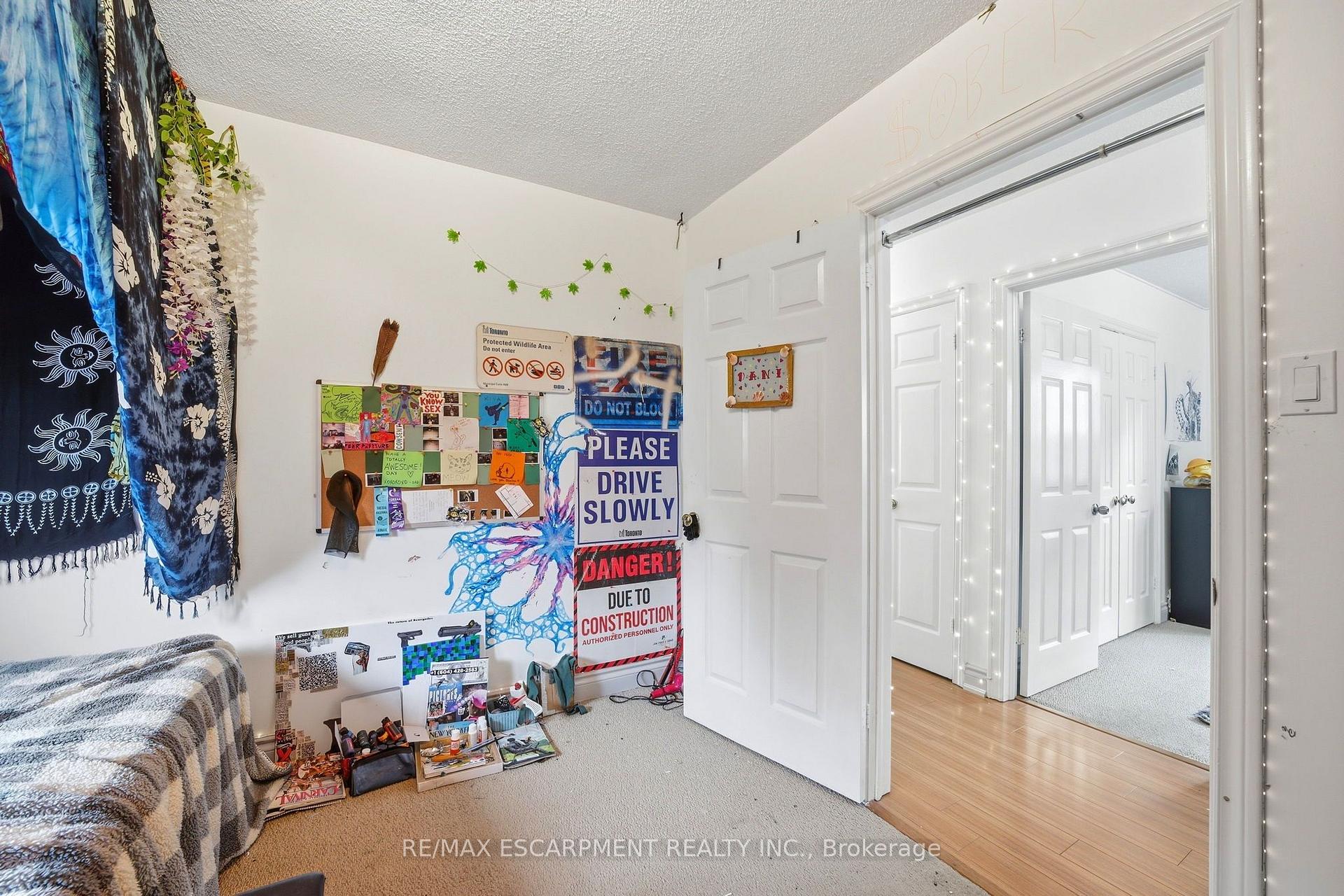 Photo 24 of 277 Harvie Avenue, Toronto, Caledonia-Fairbank — HOMEH