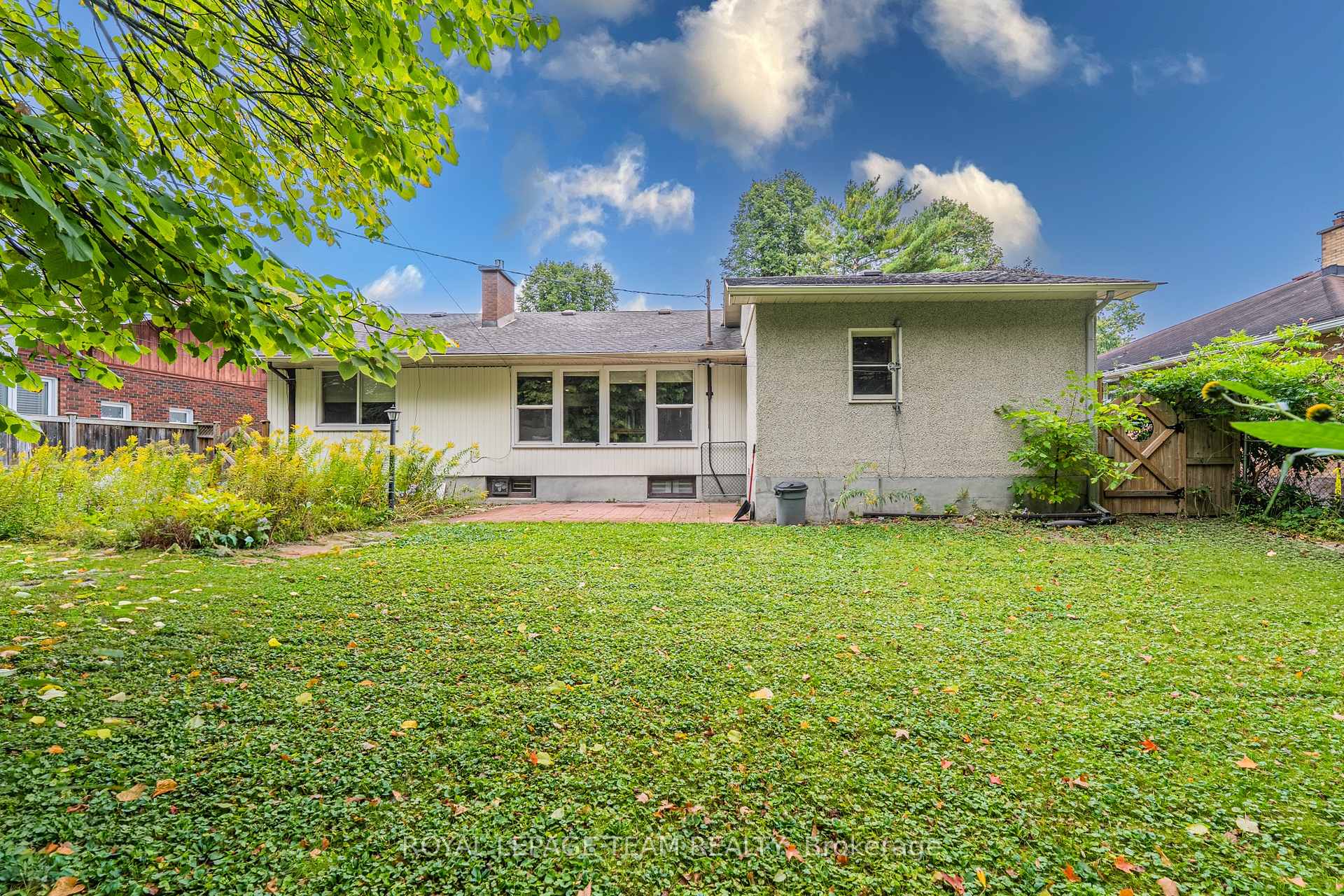 Photo 29 of 1210 Adirondack Drive, Ottawa, Kenson Park — HOMEH