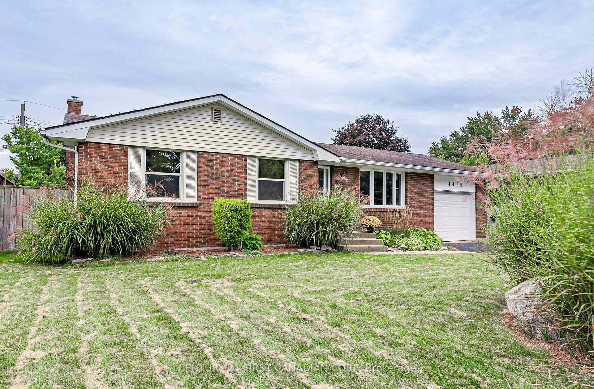Photo 2 of 4459 Hamilton Road, Thames Centre, Dorchester — HOMEH