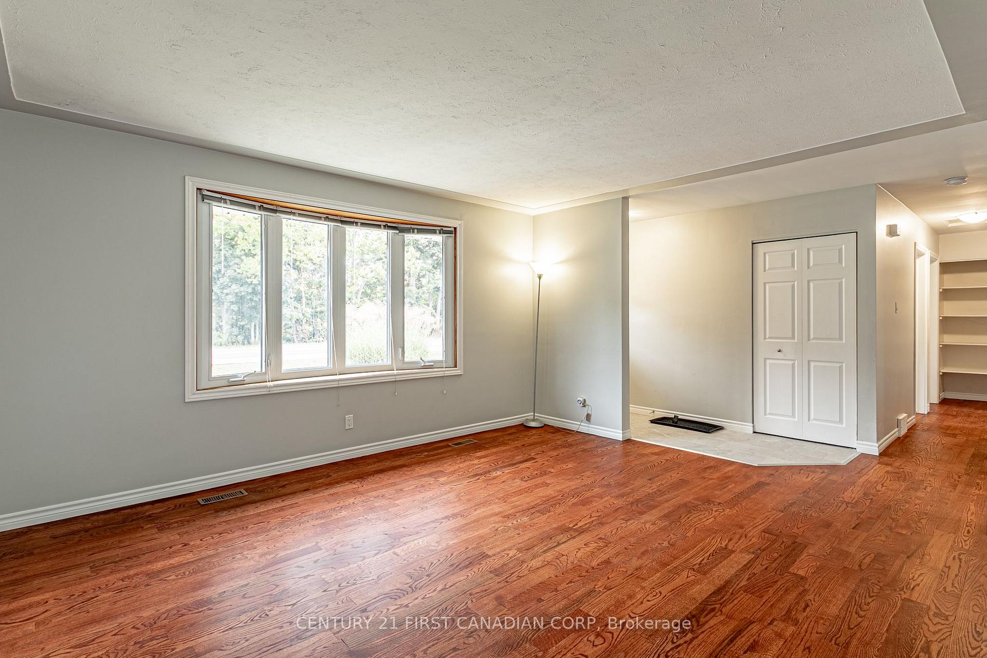 Photo 4 of 4459 Hamilton Road, Thames Centre, Dorchester — HOMEH