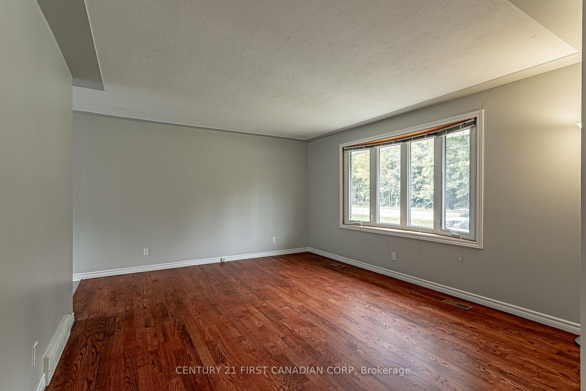 Photo 5 of 4459 Hamilton Road, Thames Centre, Dorchester — HOMEH