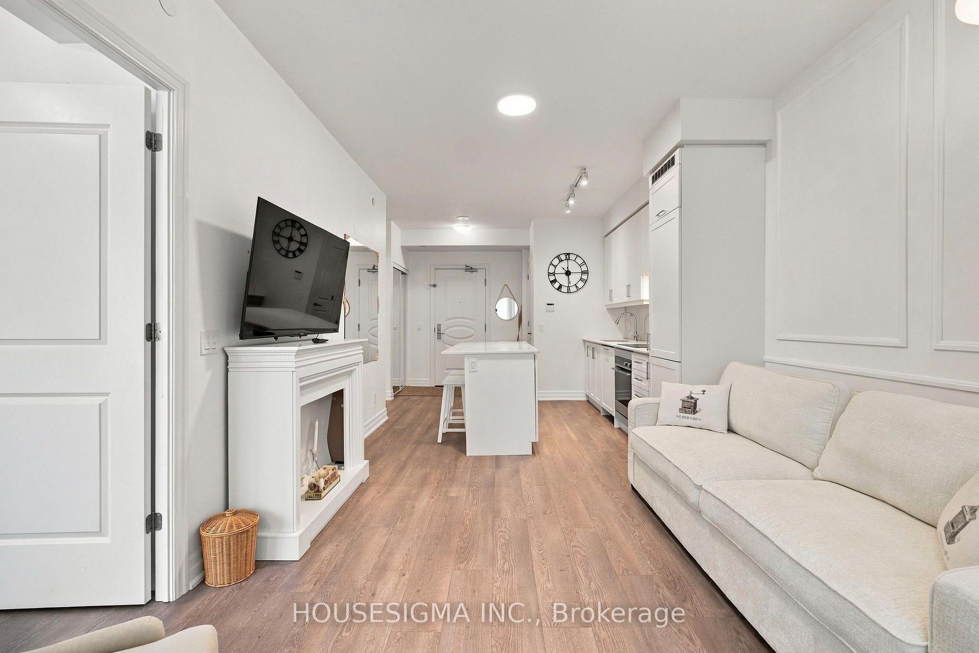 Photo 13 of Unit 705, 9085 Jane Street, Vaughan, Concord — HOMEH