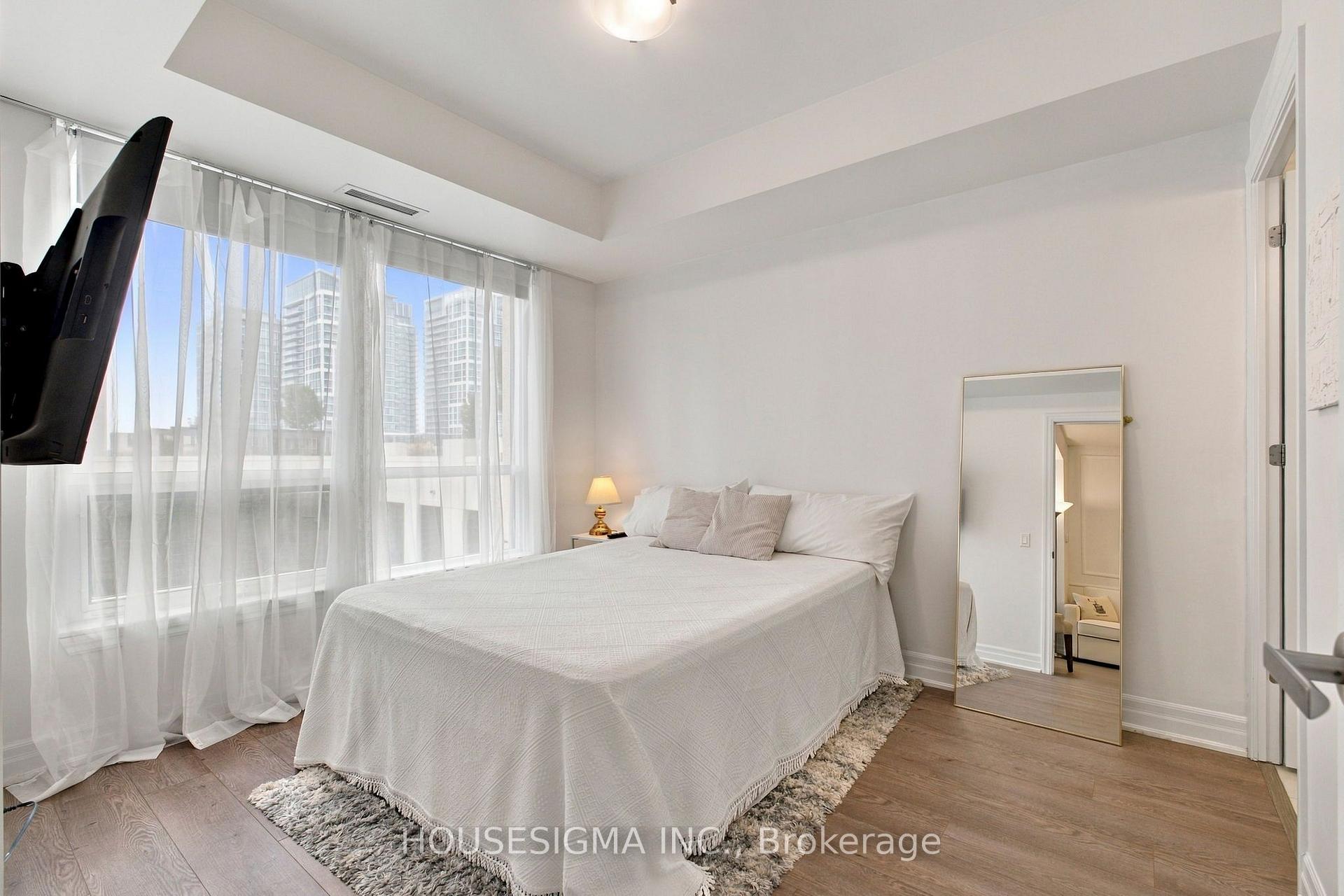 Photo 16 of Unit 705, 9085 Jane Street, Vaughan, Concord — HOMEH