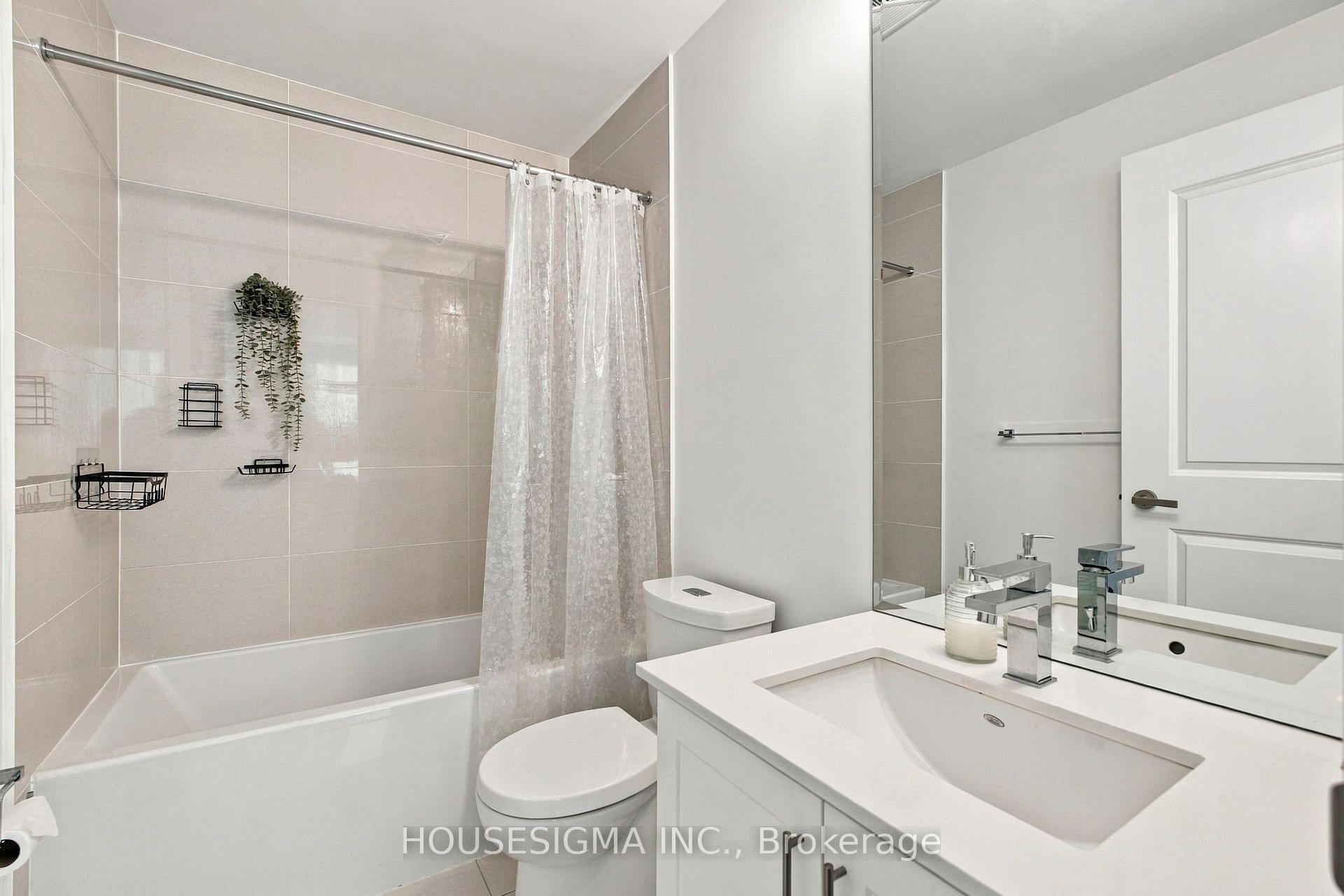 Photo 19 of Unit 705, 9085 Jane Street, Vaughan, Concord — HOMEH