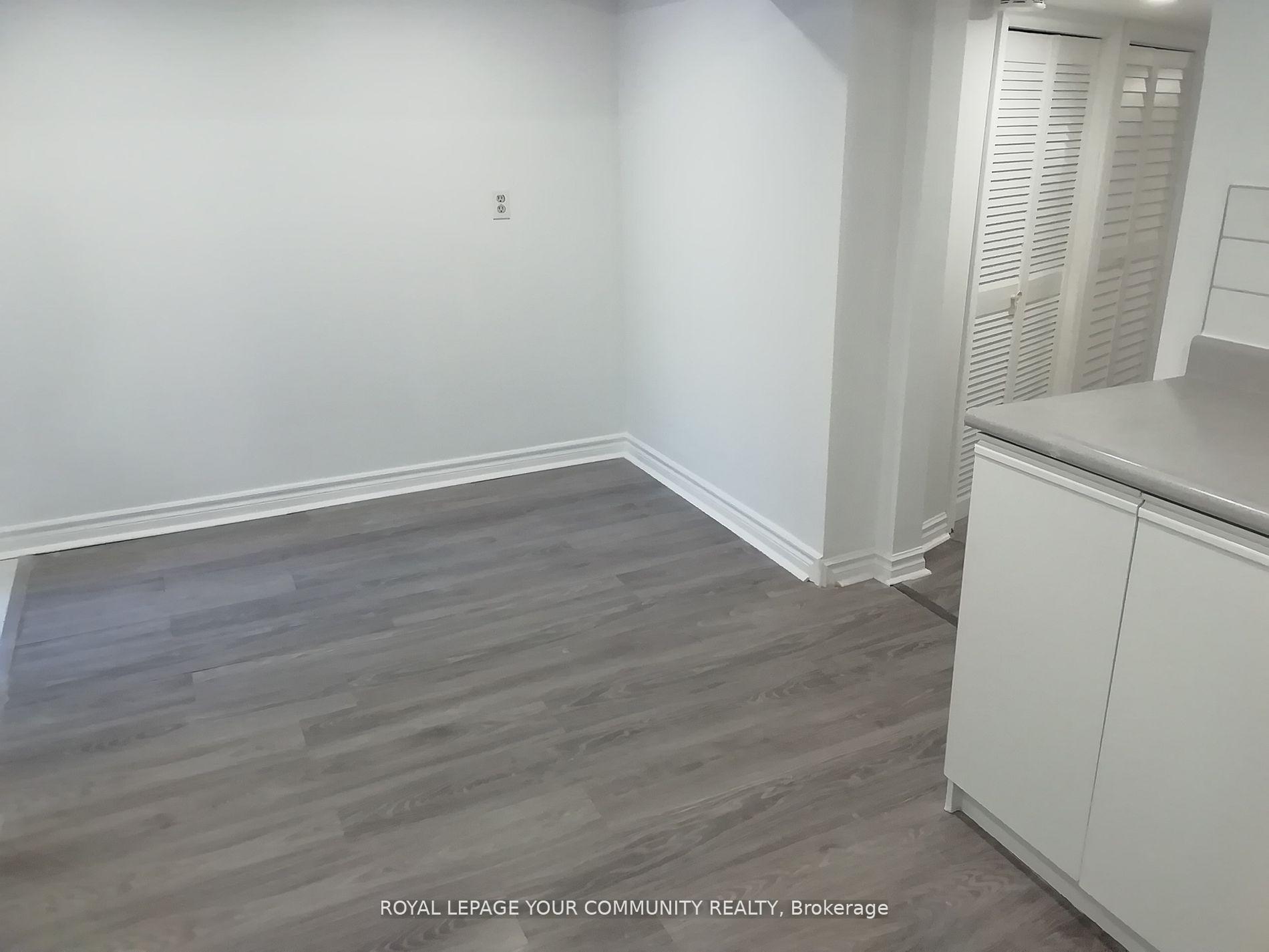 Photo 7 of Unit Lower, 10 Ulster Street, Toronto, University — HOMEH