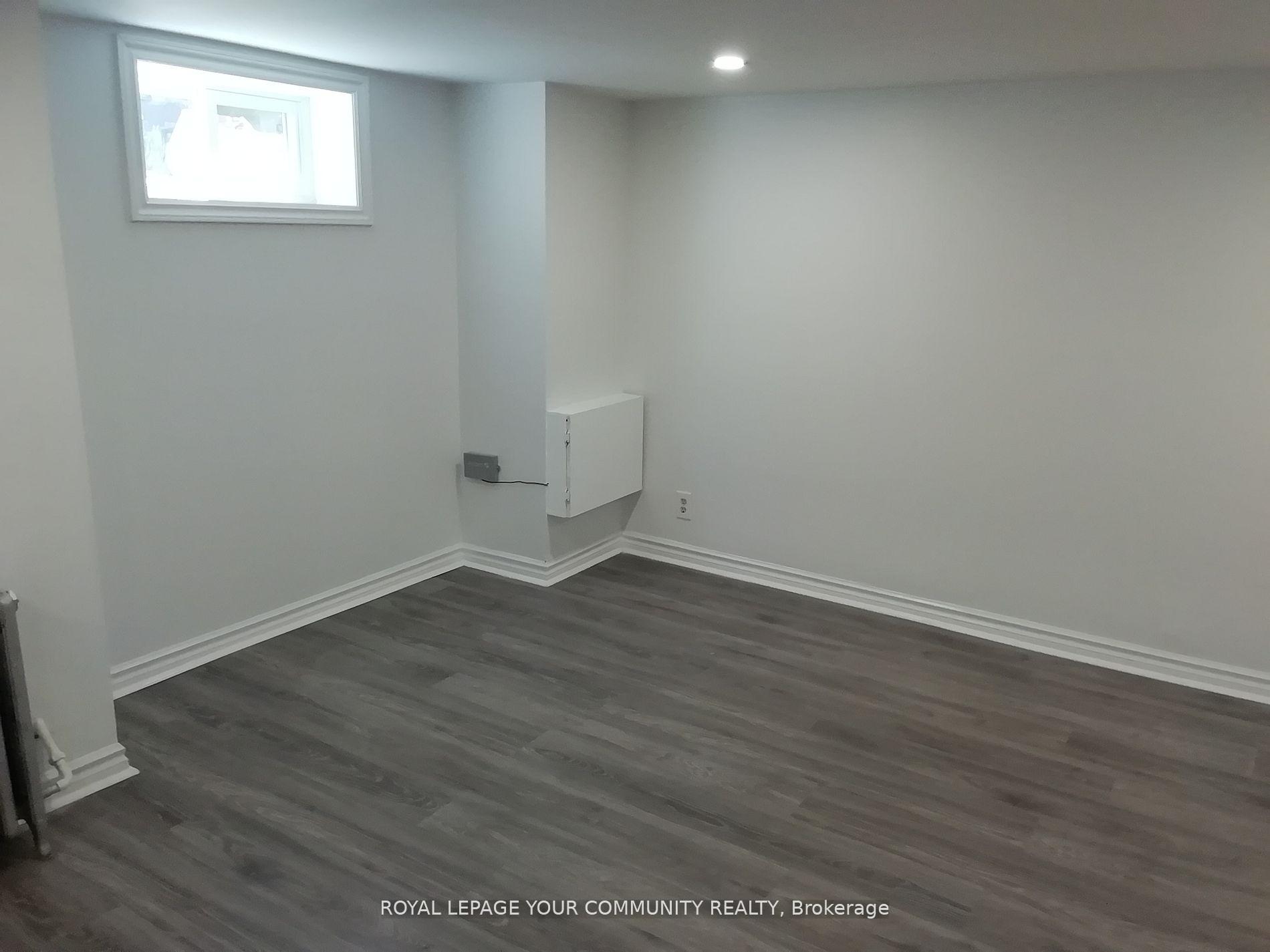 Photo 11 of Unit Lower, 10 Ulster Street, Toronto, University — HOMEH
