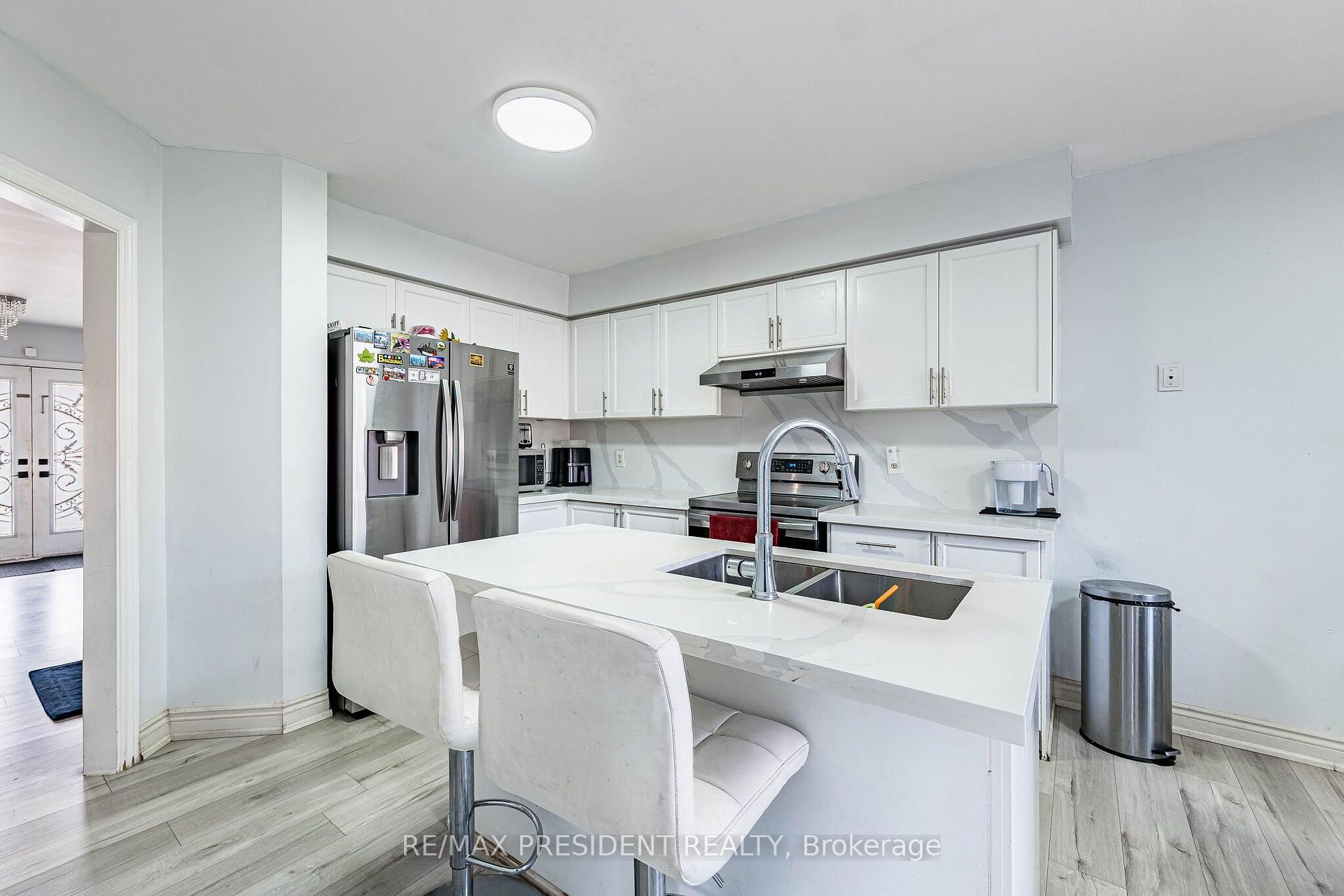 Photo 16 of 69 Sunny Meadow Boulevard, Brampton, Sandringham-Wellington — HOMEH