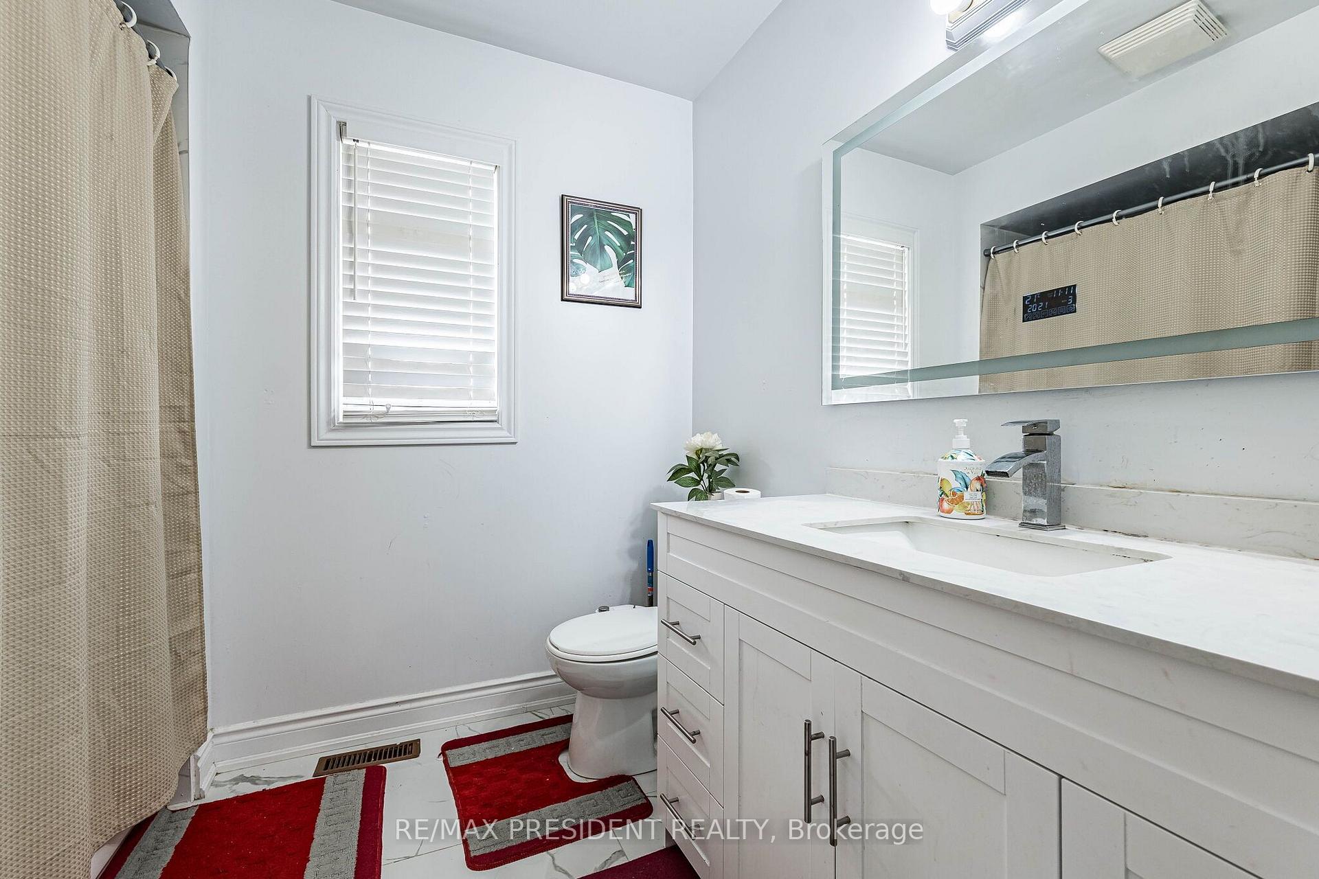 Photo 30 of 69 Sunny Meadow Boulevard, Brampton, Sandringham-Wellington — HOMEH