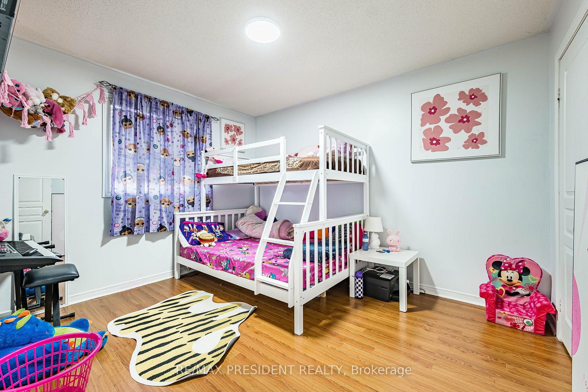 Photo 34 of 69 Sunny Meadow Boulevard, Brampton, Sandringham-Wellington — HOMEH