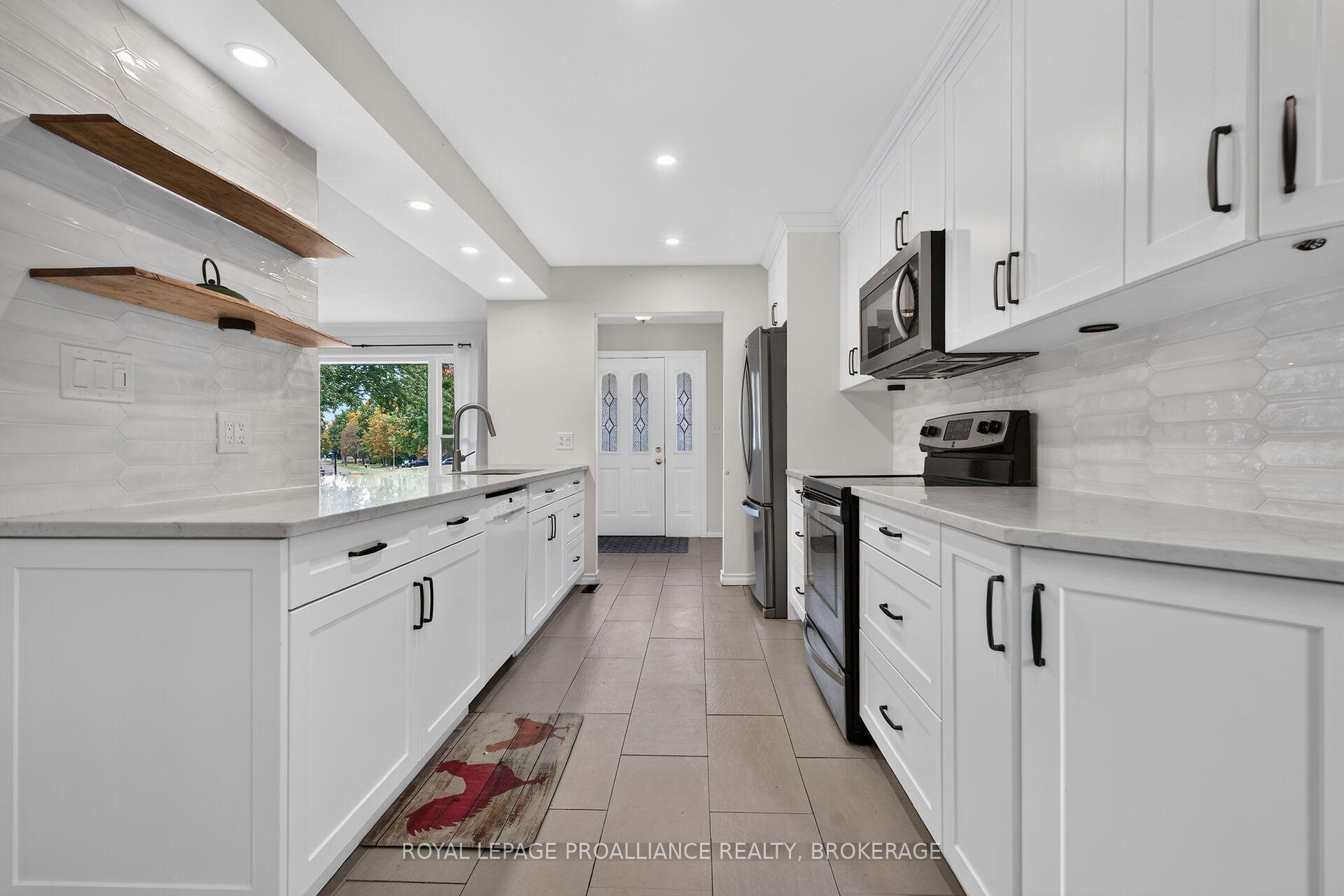 Photo 14 of 383 Bernice Drive, Kingston, City SouthWest — HOMEH