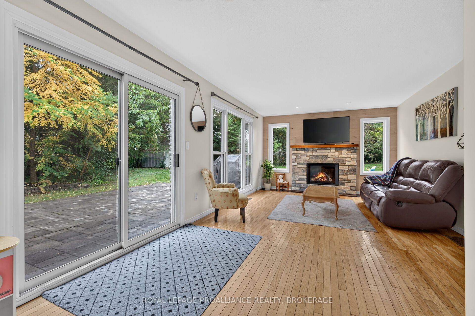 Photo 16 of 383 Bernice Drive, Kingston, City SouthWest — HOMEH