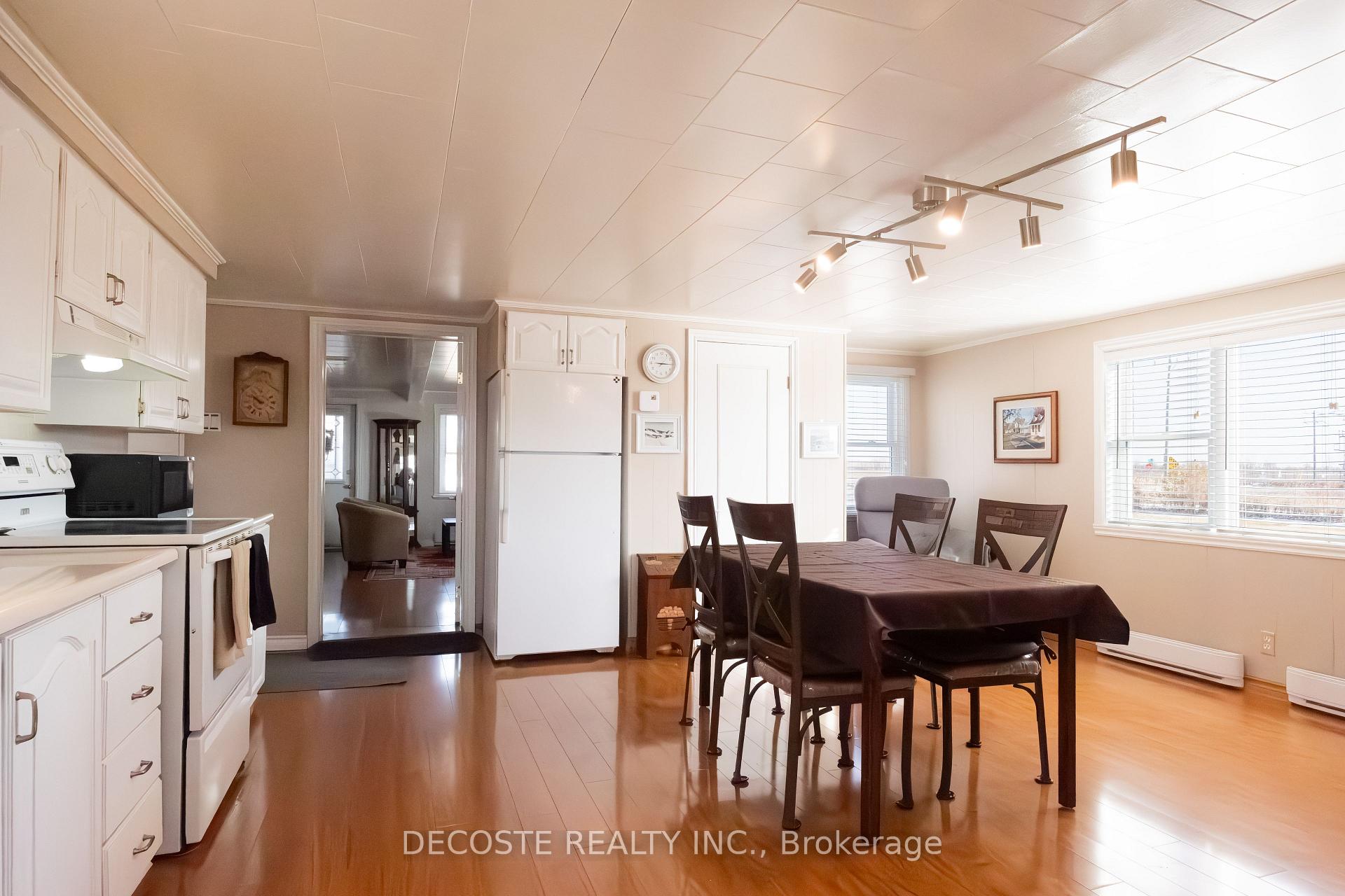Photo 5 of 21930 Menard Road, North Glengarry, North Glengarry (Lochiel) Twp — HOMEH