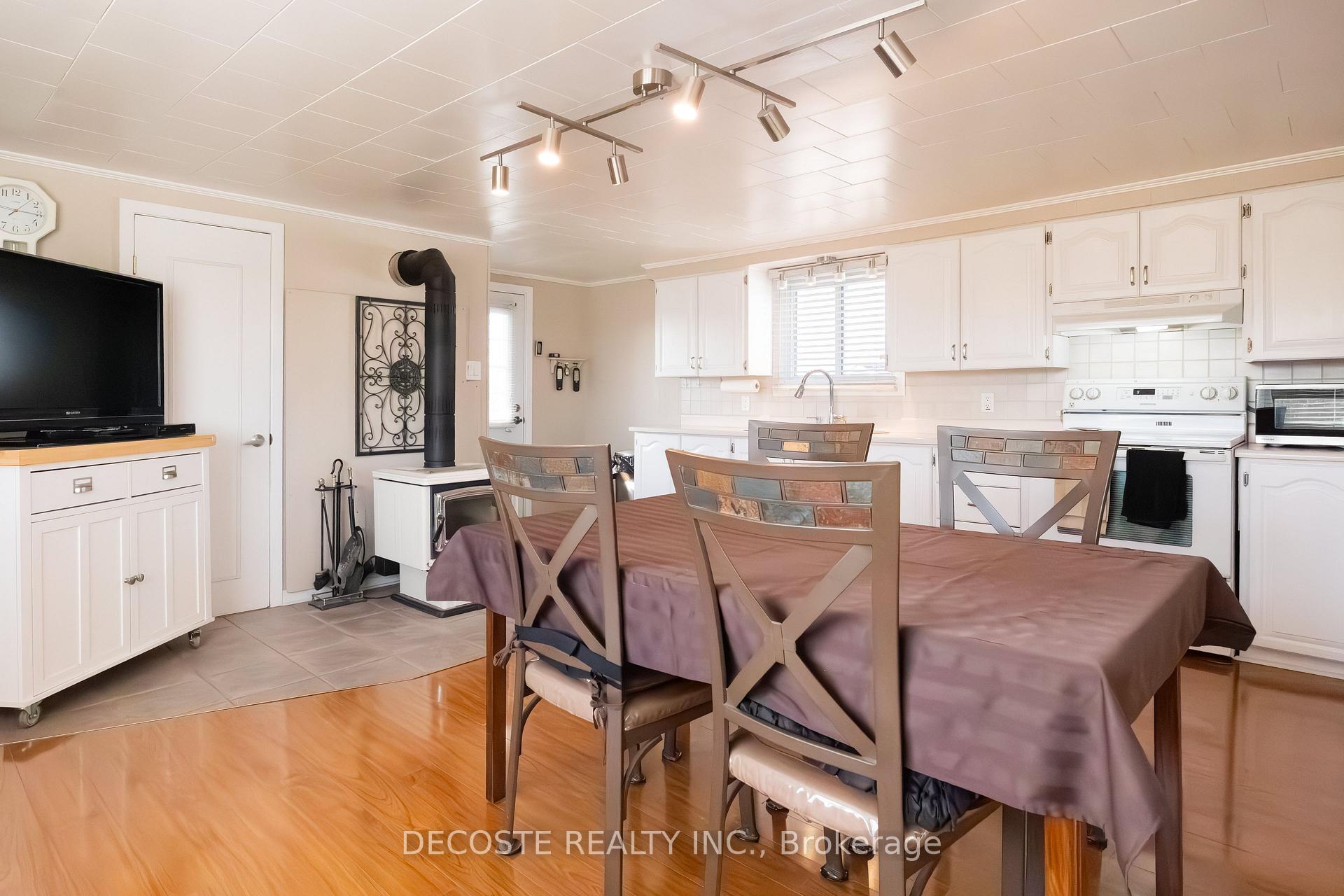 Photo 7 of 21930 Menard Road, North Glengarry, North Glengarry (Lochiel) Twp — HOMEH