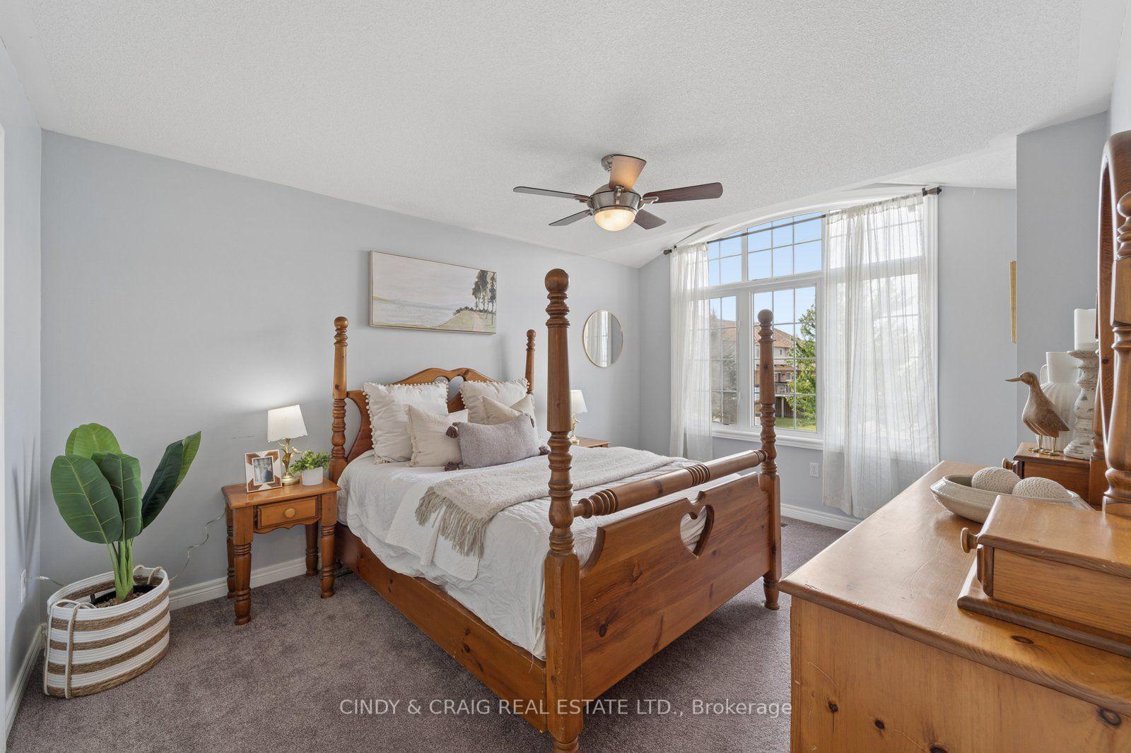 Photo 8 of 208 Cornish Drive, Clarington, Courtice — HOMEH