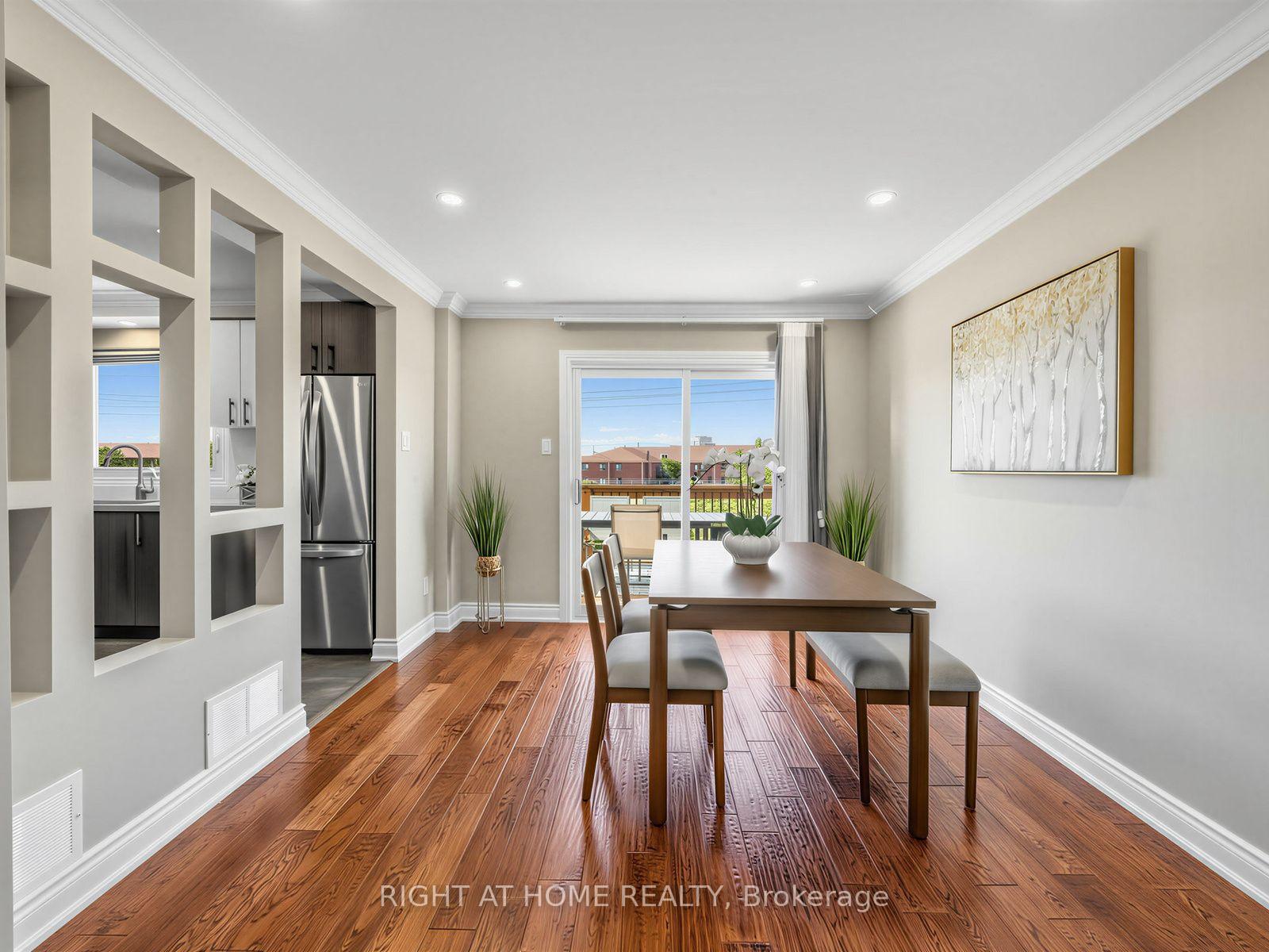 Photo 9 of 67 Bigham Crescent, Etobicoke, Eringate-Centennial-West Deane — HOMEH