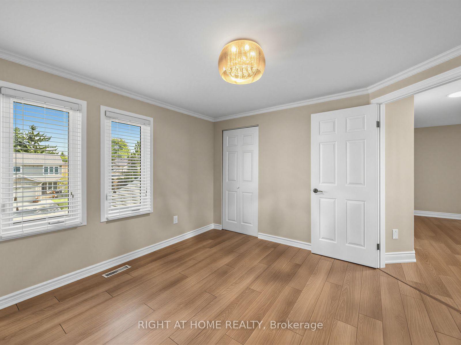 Photo 22 of 67 Bigham Crescent, Etobicoke, Eringate-Centennial-West Deane — HOMEH