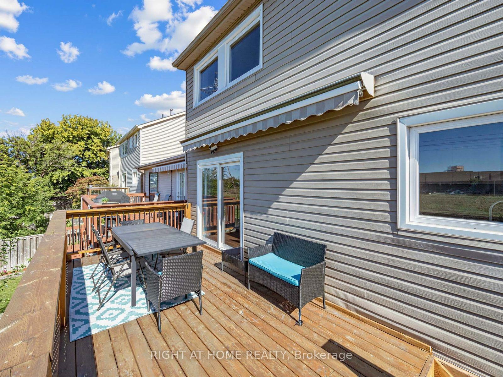 Photo 35 of 67 Bigham Crescent, Etobicoke, Eringate-Centennial-West Deane — HOMEH