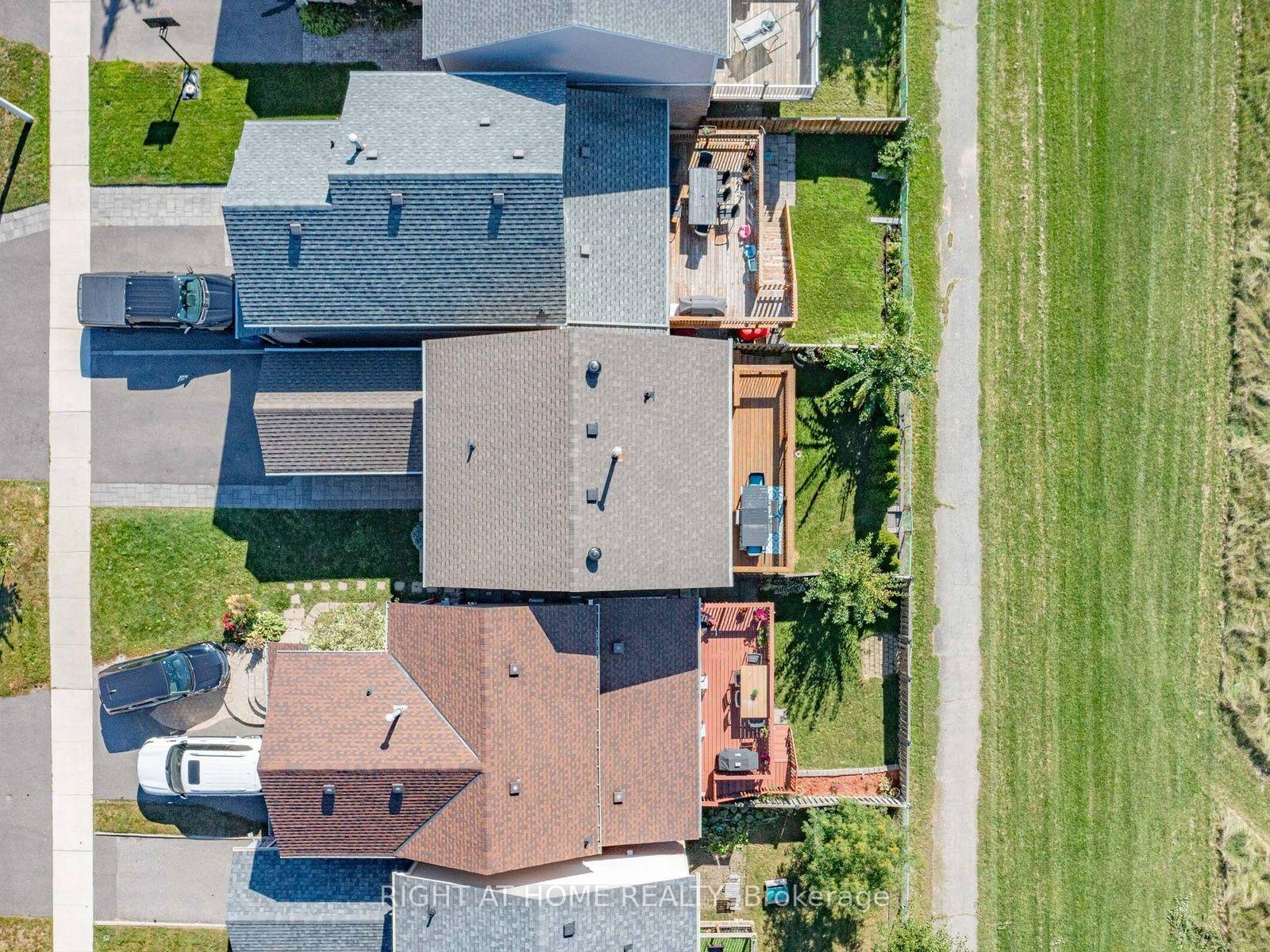 Photo 40 of 67 Bigham Crescent, Etobicoke, Eringate-Centennial-West Deane — HOMEH