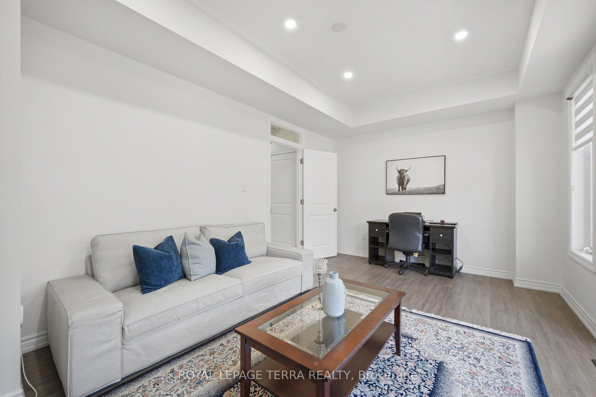 Photo 28 of 38 Hallmark Way, Whitby, Lynde Creek — HOMEH