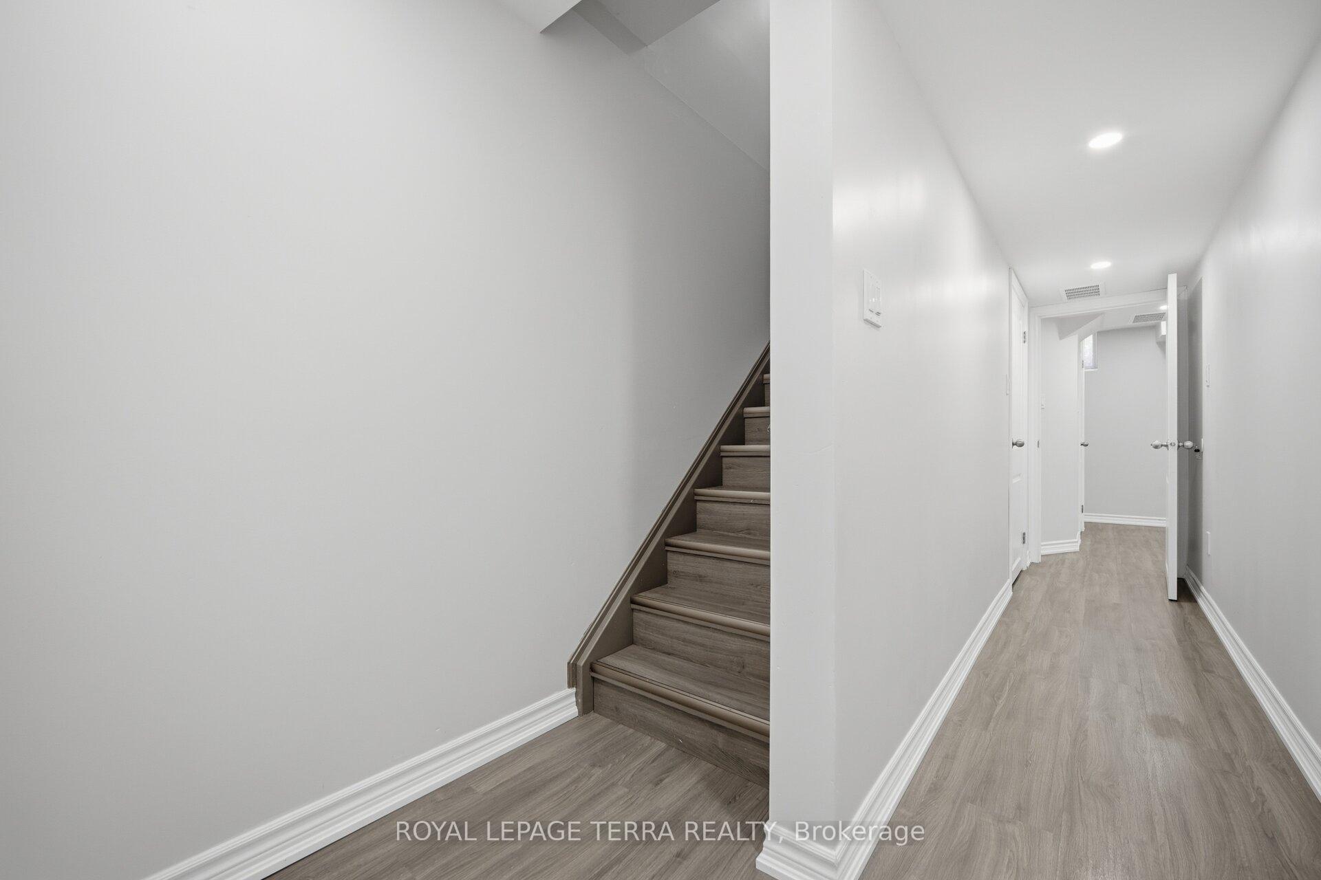 Photo 35 of 38 Hallmark Way, Whitby, Lynde Creek — HOMEH