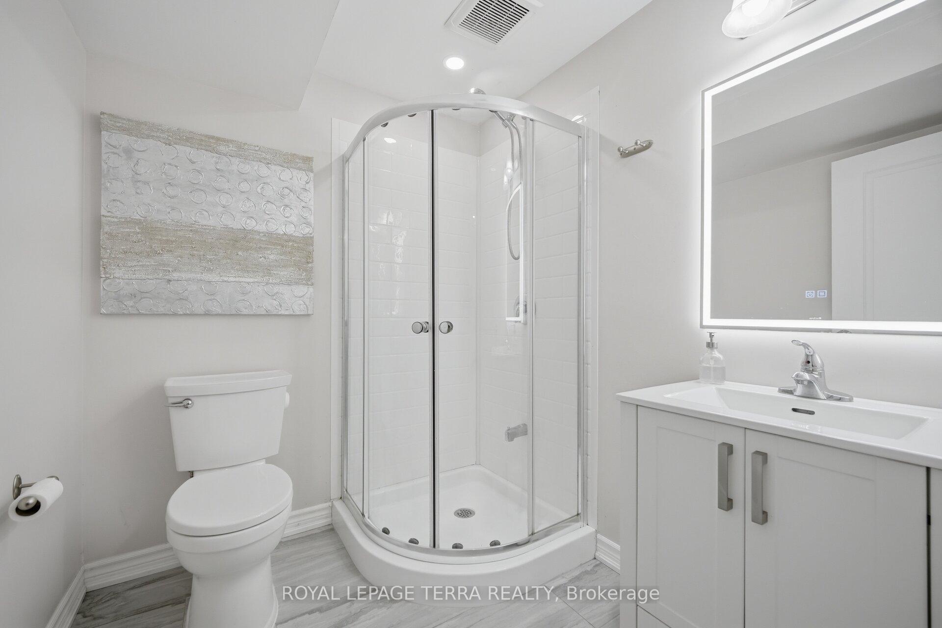 Photo 36 of 38 Hallmark Way, Whitby, Lynde Creek — HOMEH