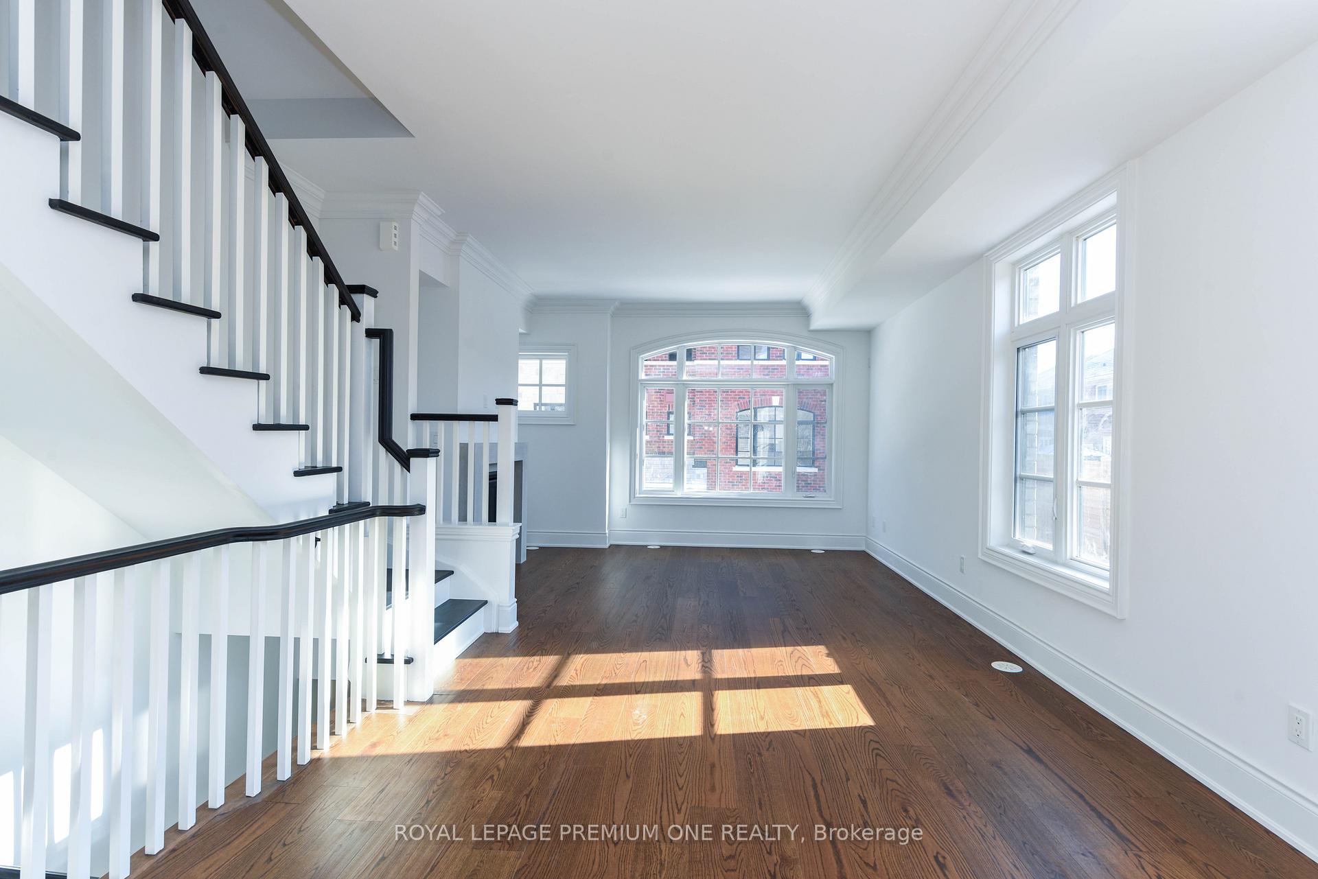 Photo 5 of Unit 168, 56 Lunar Crescent, Mississauga, Streetsville — HOMEH