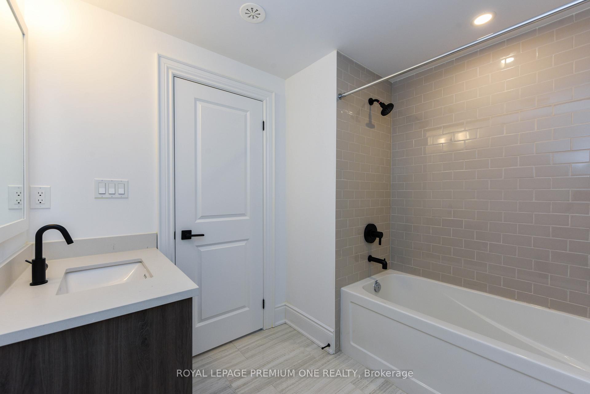 Photo 21 of Unit 168, 56 Lunar Crescent, Mississauga, Streetsville — HOMEH