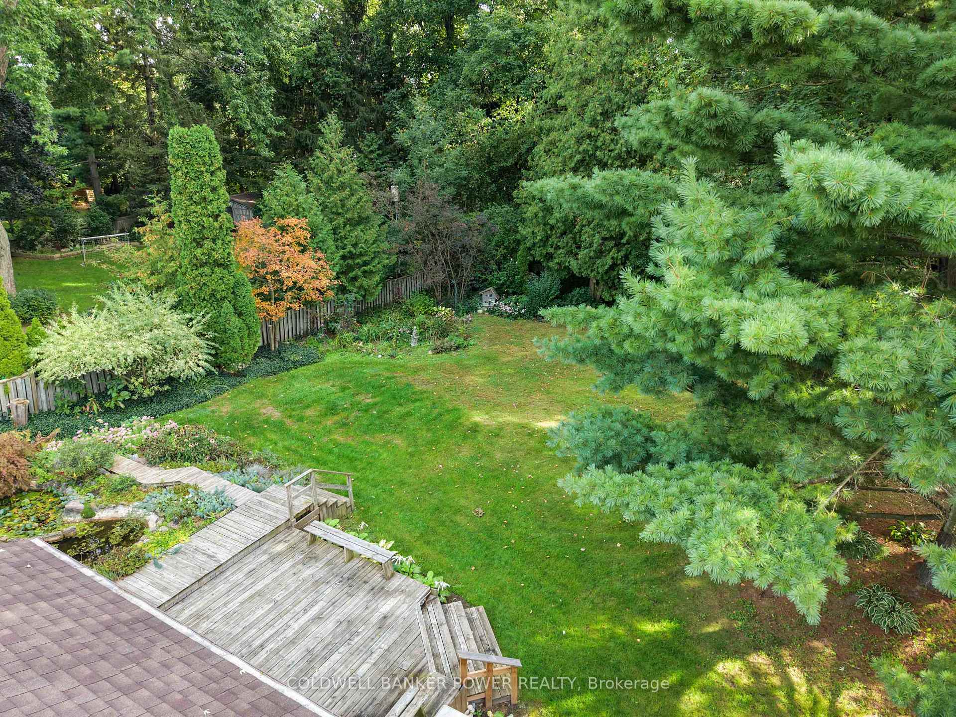 Photo 6 of 423 Pinetree Drive, London, North P — HOMEH