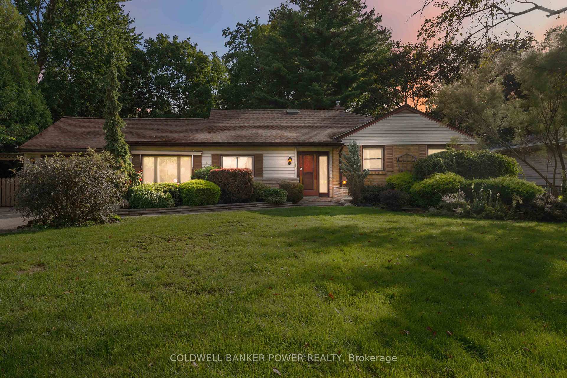 Photo 7 of 423 Pinetree Drive, London, North P — HOMEH