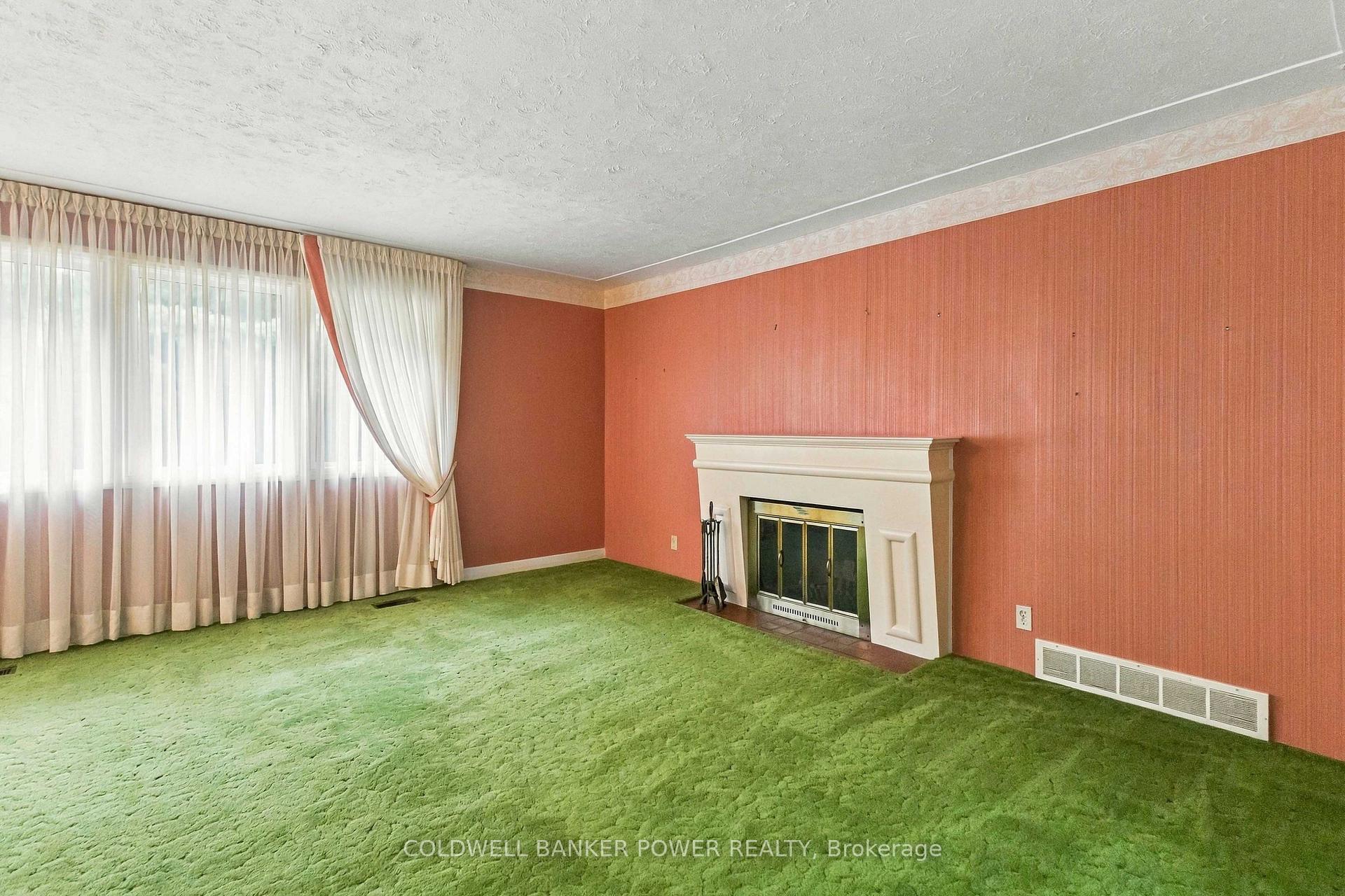 Photo 12 of 423 Pinetree Drive, London, North P — HOMEH