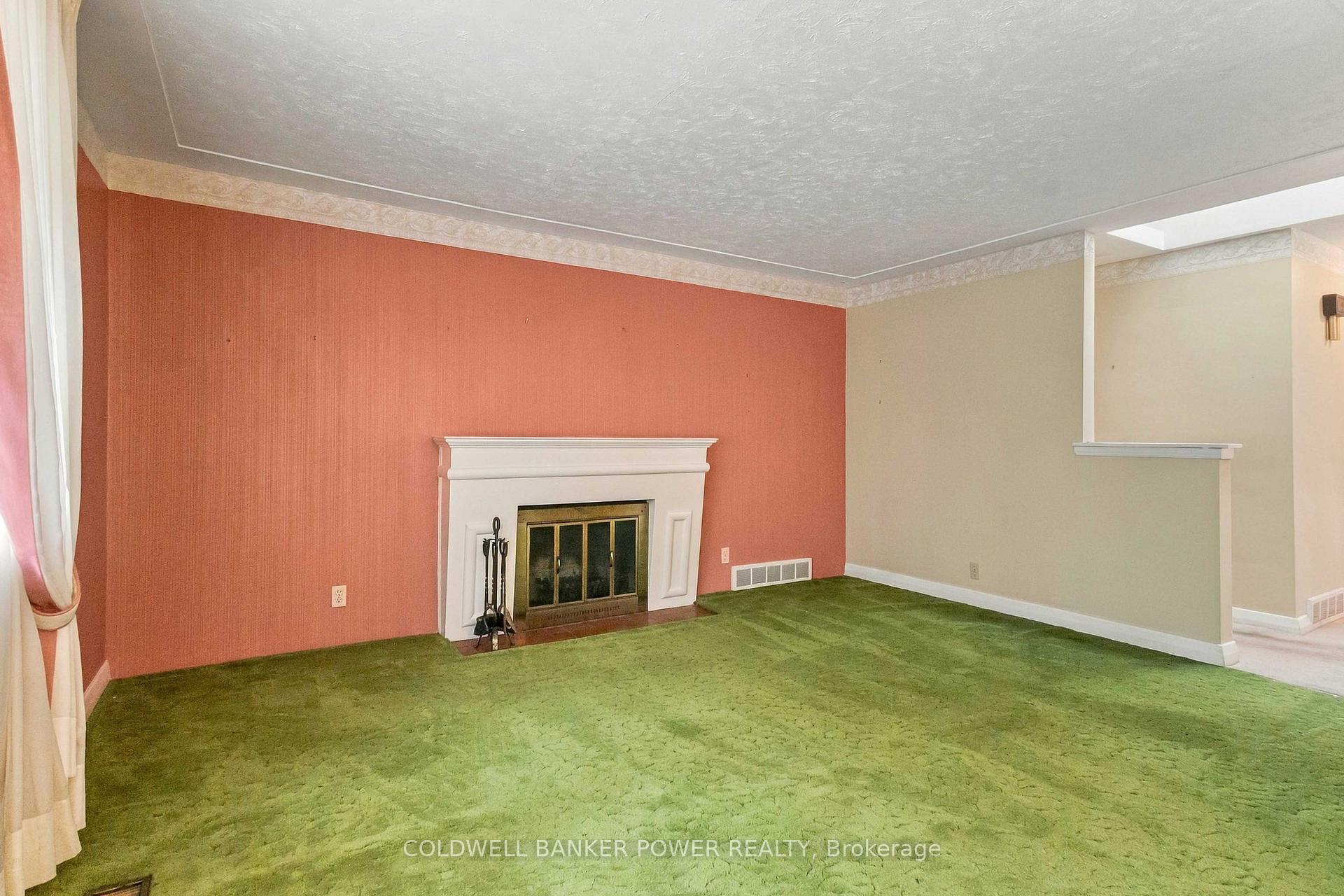 Photo 13 of 423 Pinetree Drive, London, North P — HOMEH
