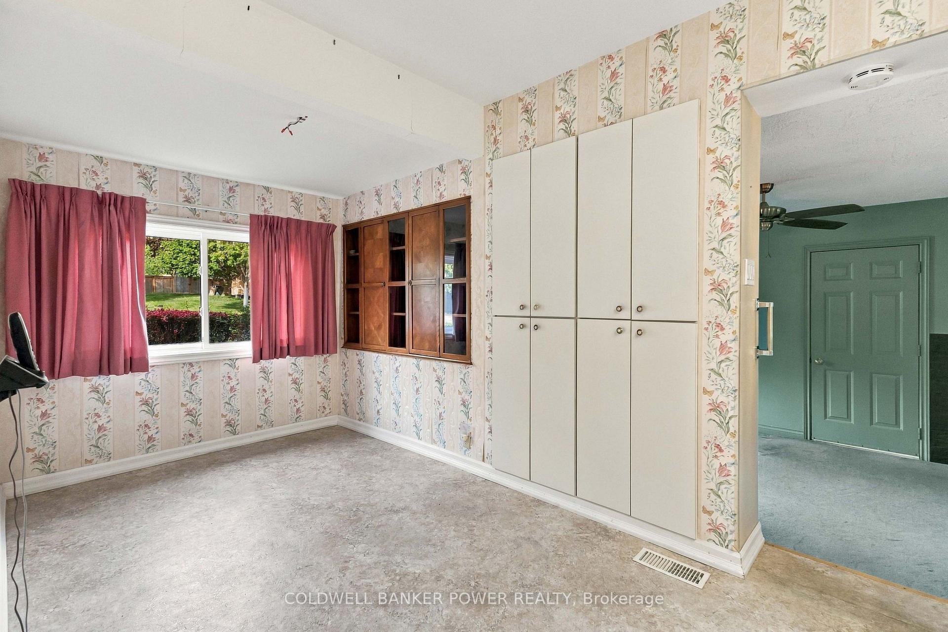 Photo 18 of 423 Pinetree Drive, London, North P — HOMEH