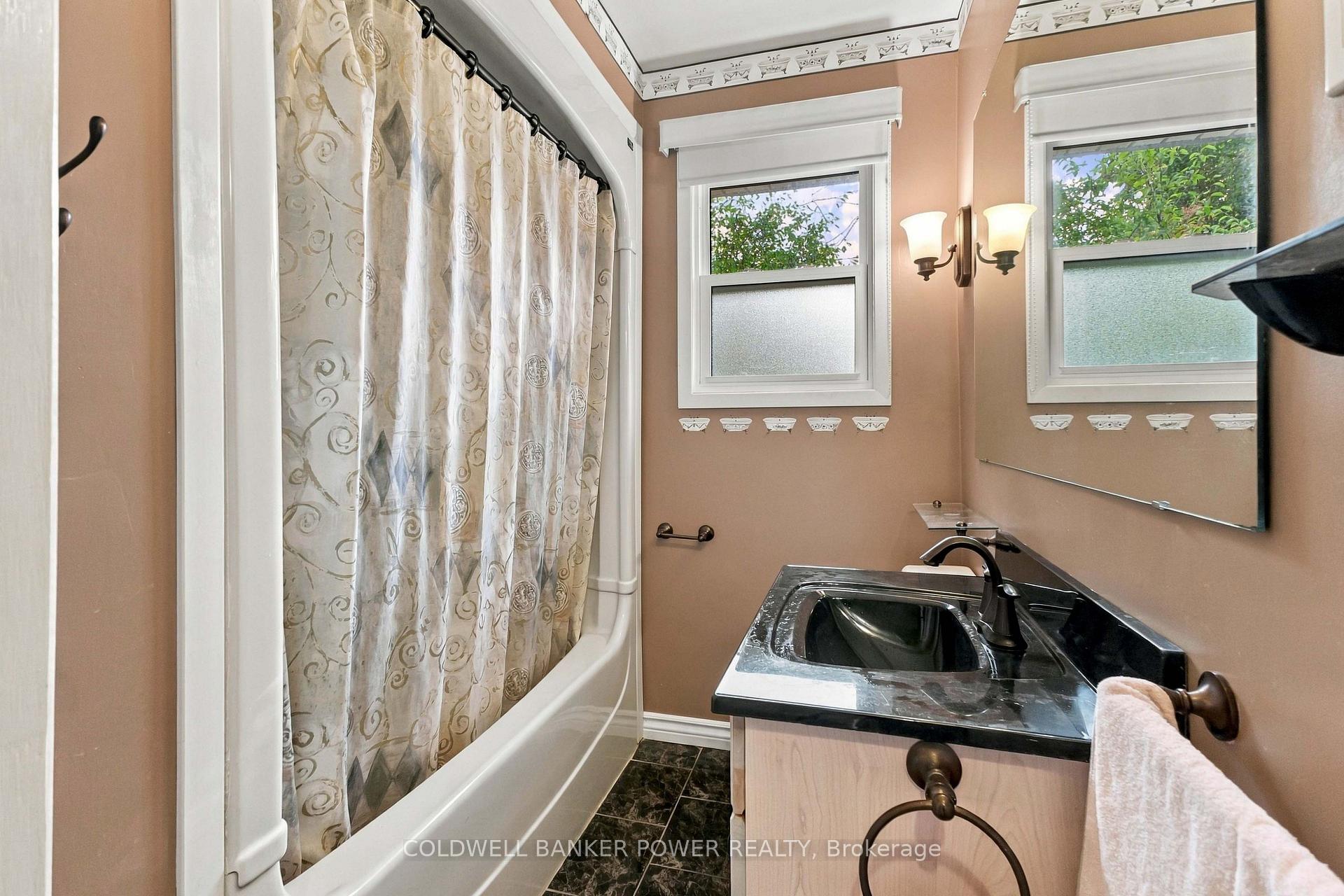 Photo 27 of 423 Pinetree Drive, London, North P — HOMEH
