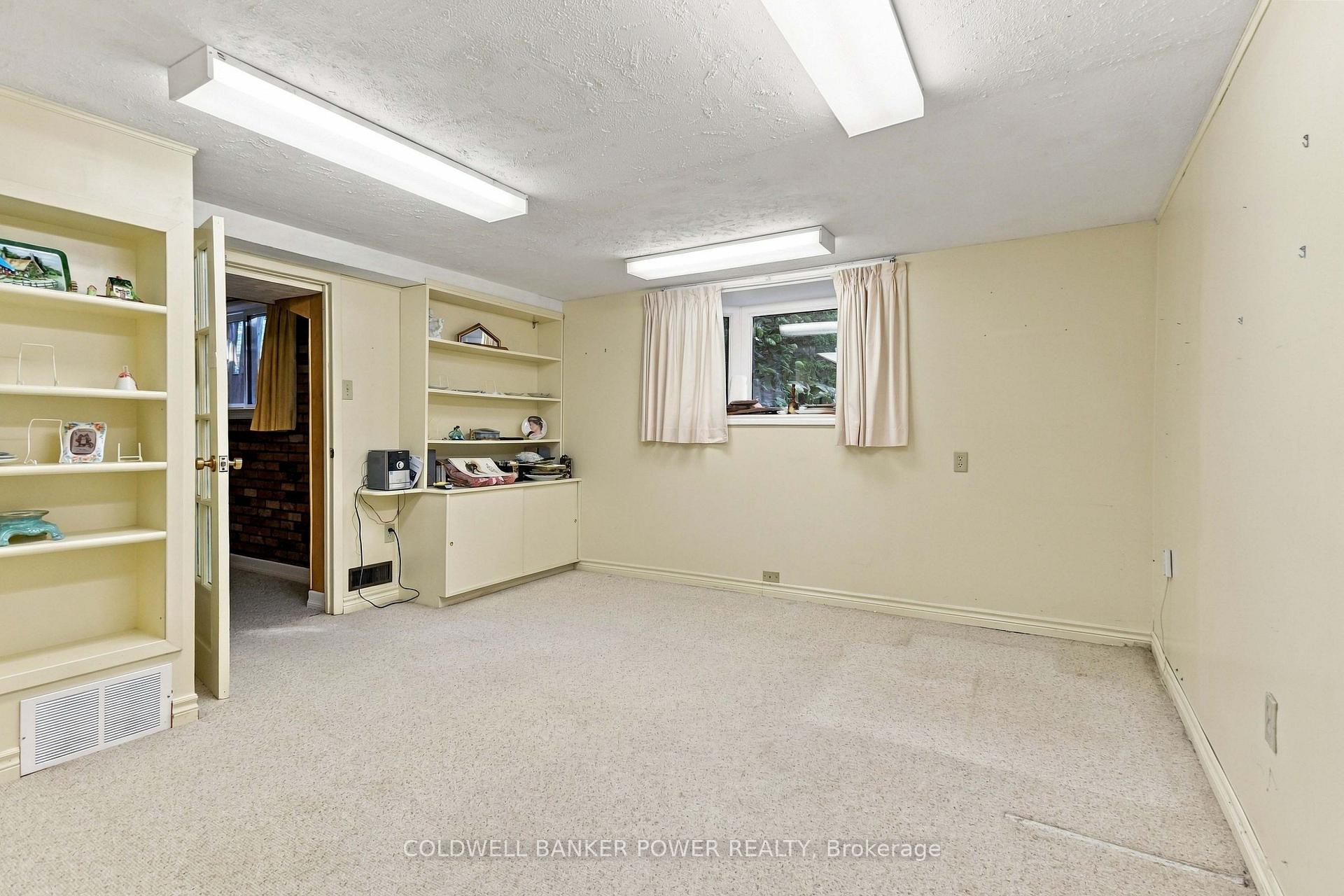 Photo 31 of 423 Pinetree Drive, London, North P — HOMEH