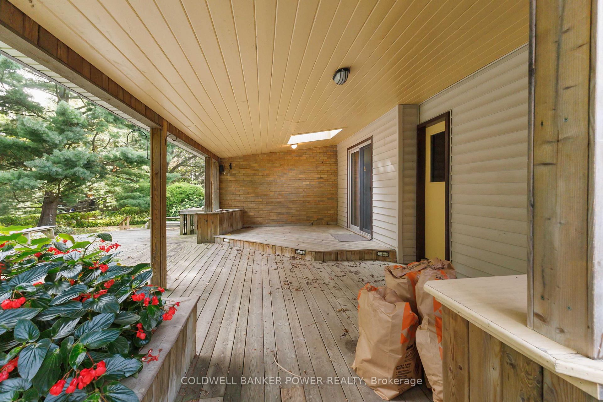 Photo 39 of 423 Pinetree Drive, London, North P — HOMEH