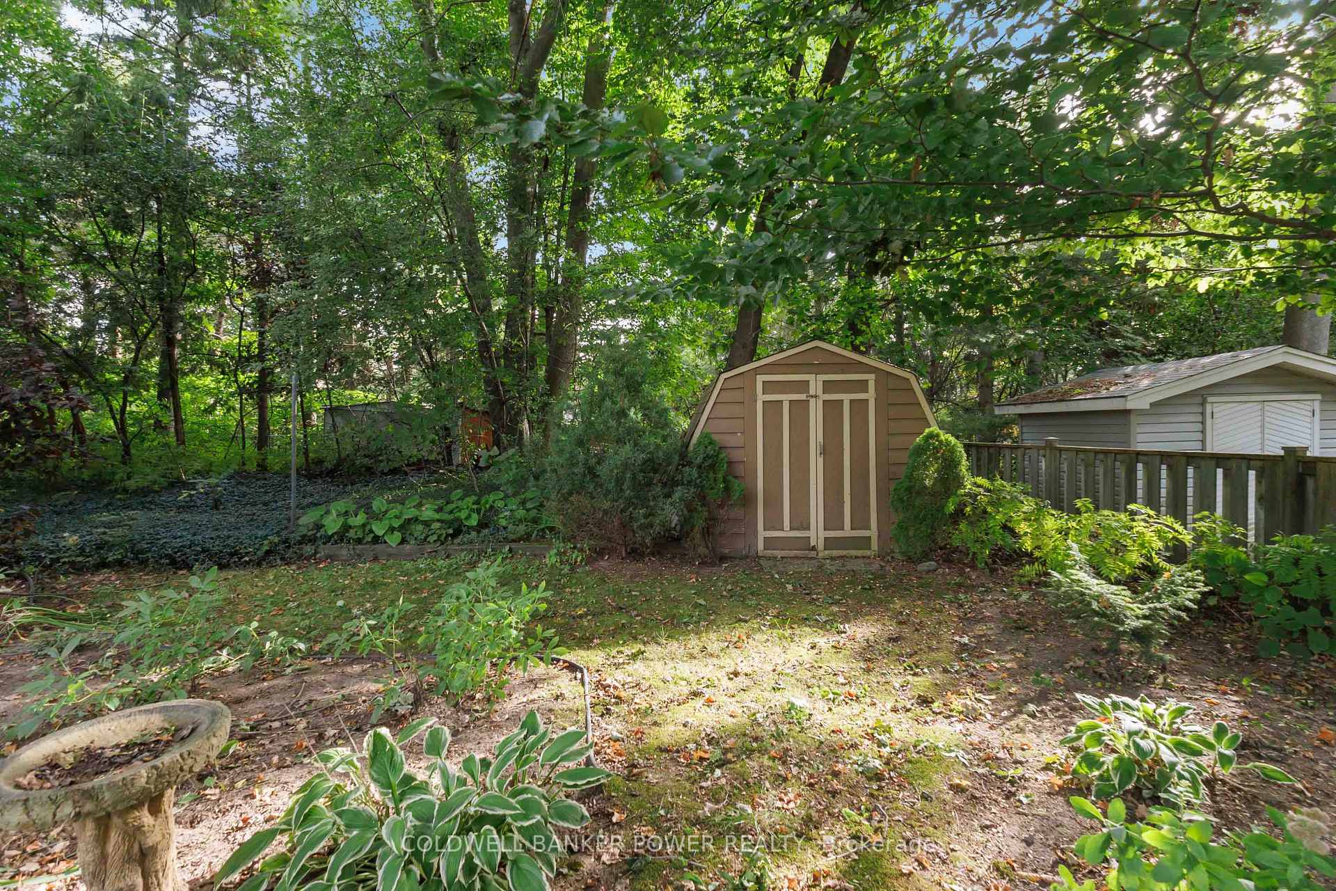 Photo 44 of 423 Pinetree Drive, London, North P — HOMEH