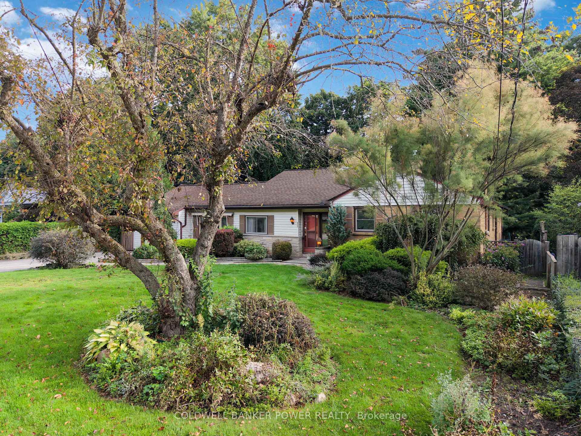 Photo 46 of 423 Pinetree Drive, London, North P — HOMEH