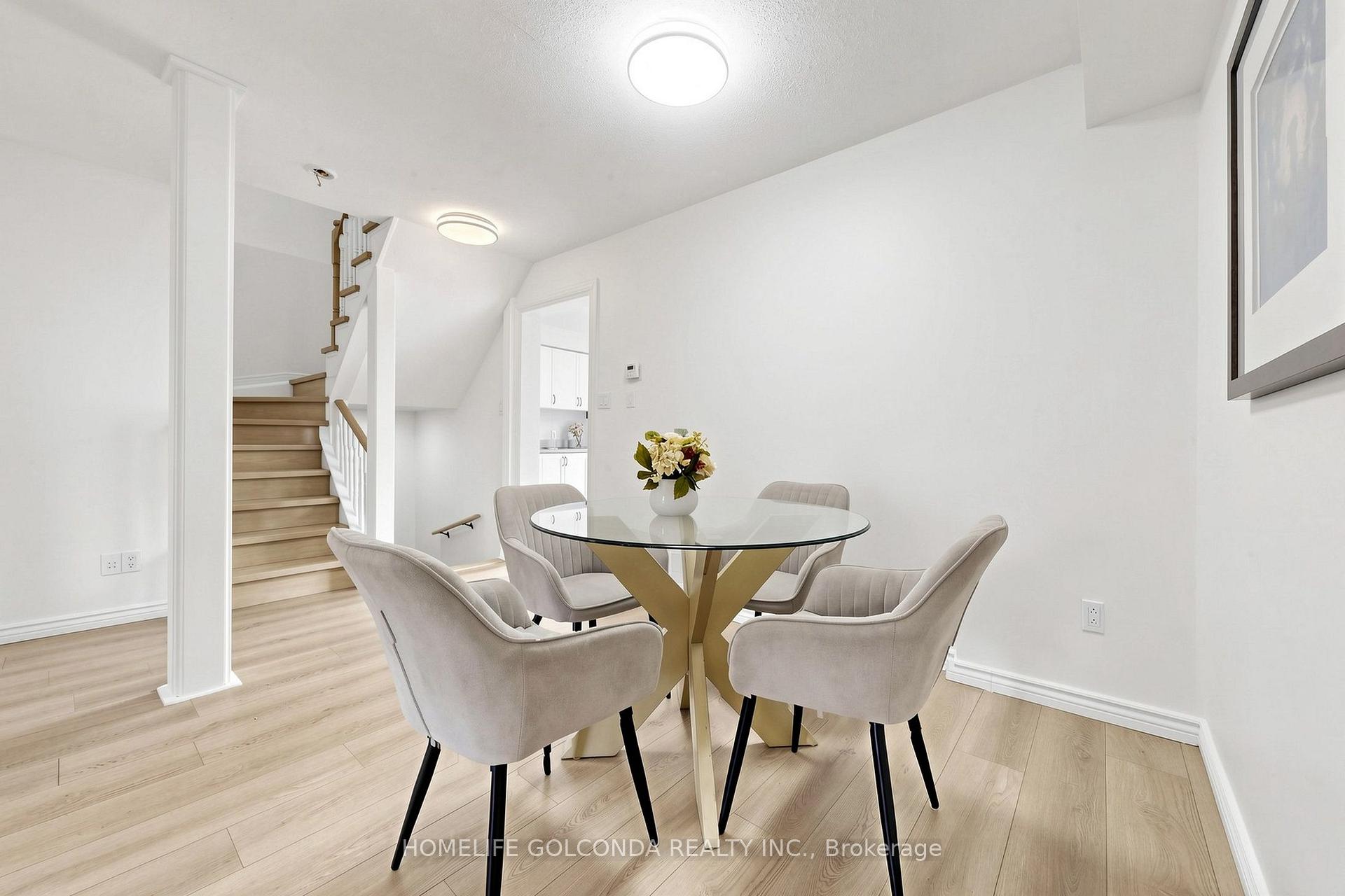 Photo 6 of 1704 Canadore Crescent, Oshawa, Samac — HOMEH