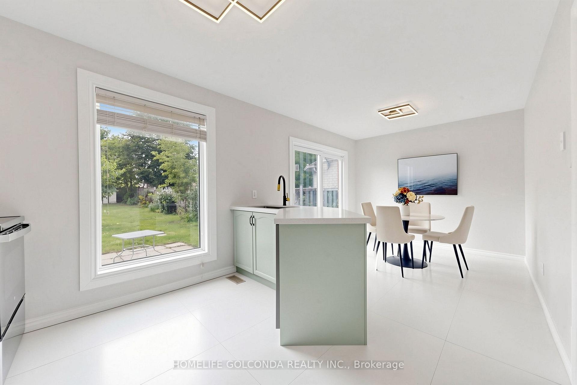 Photo 9 of 1704 Canadore Crescent, Oshawa, Samac — HOMEH