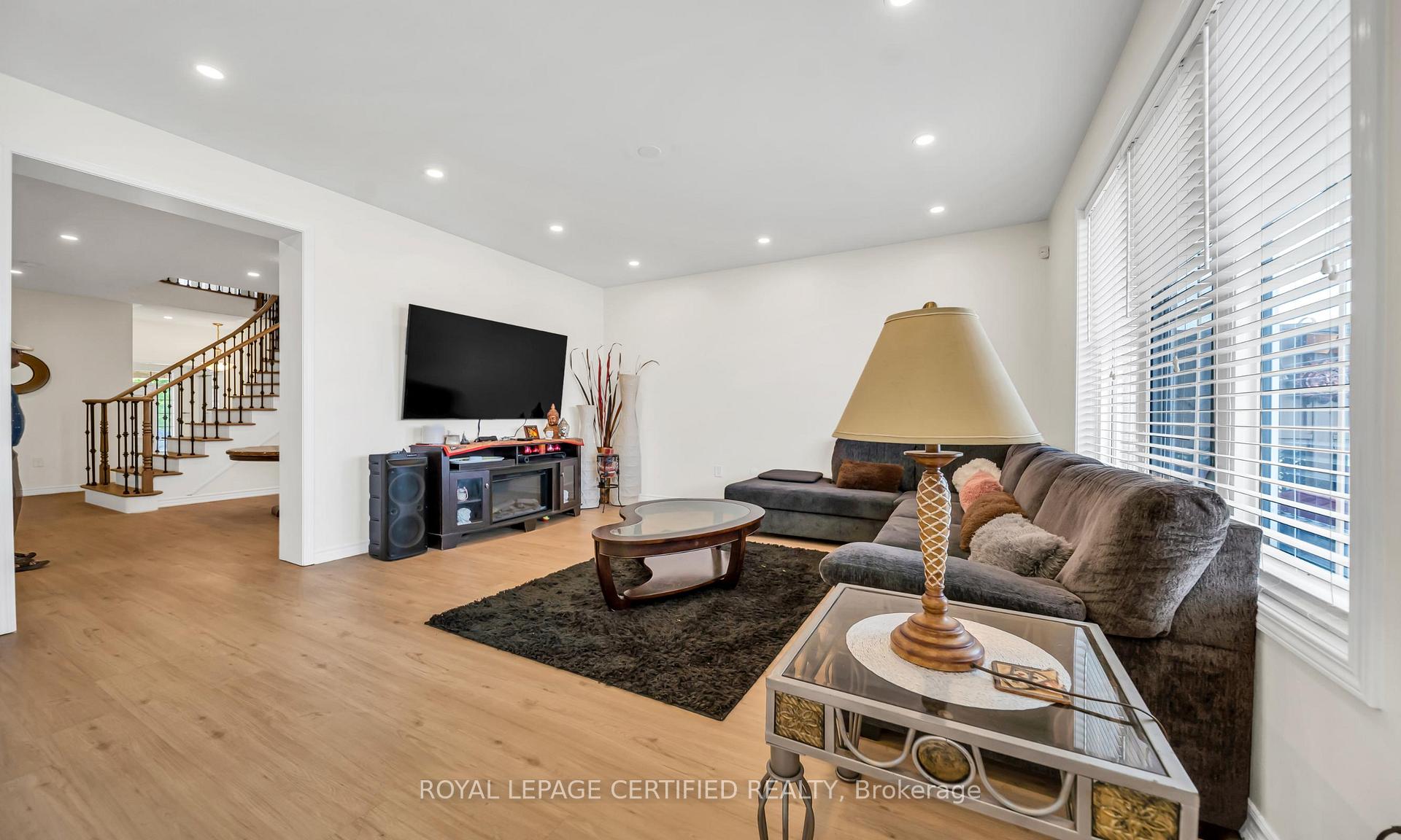 Photo 12 of 358 Pringle Avenue, Milton, Scott — HOMEH