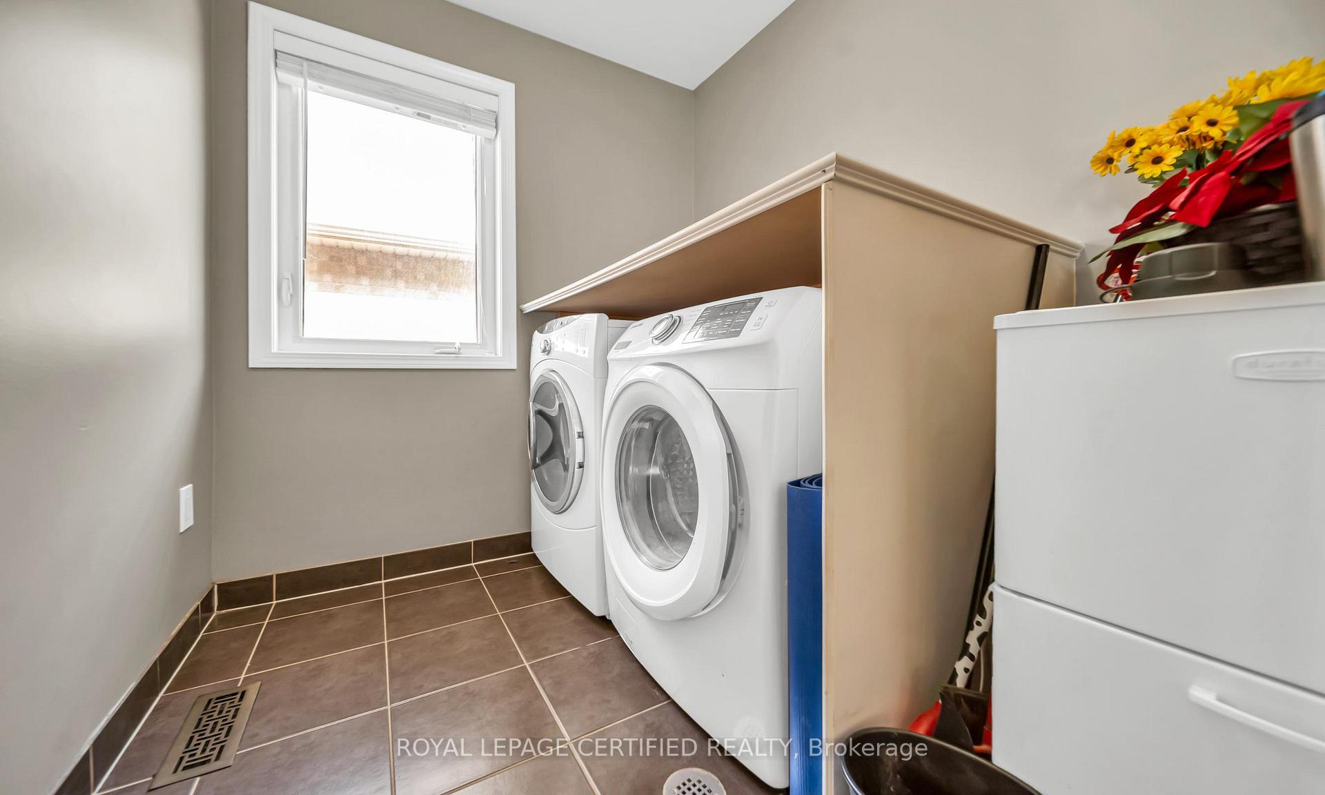 Photo 19 of 358 Pringle Avenue, Milton, Scott — HOMEH