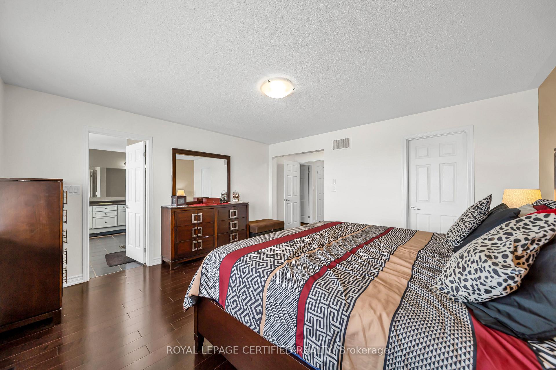 Photo 30 of 358 Pringle Avenue, Milton, Scott — HOMEH